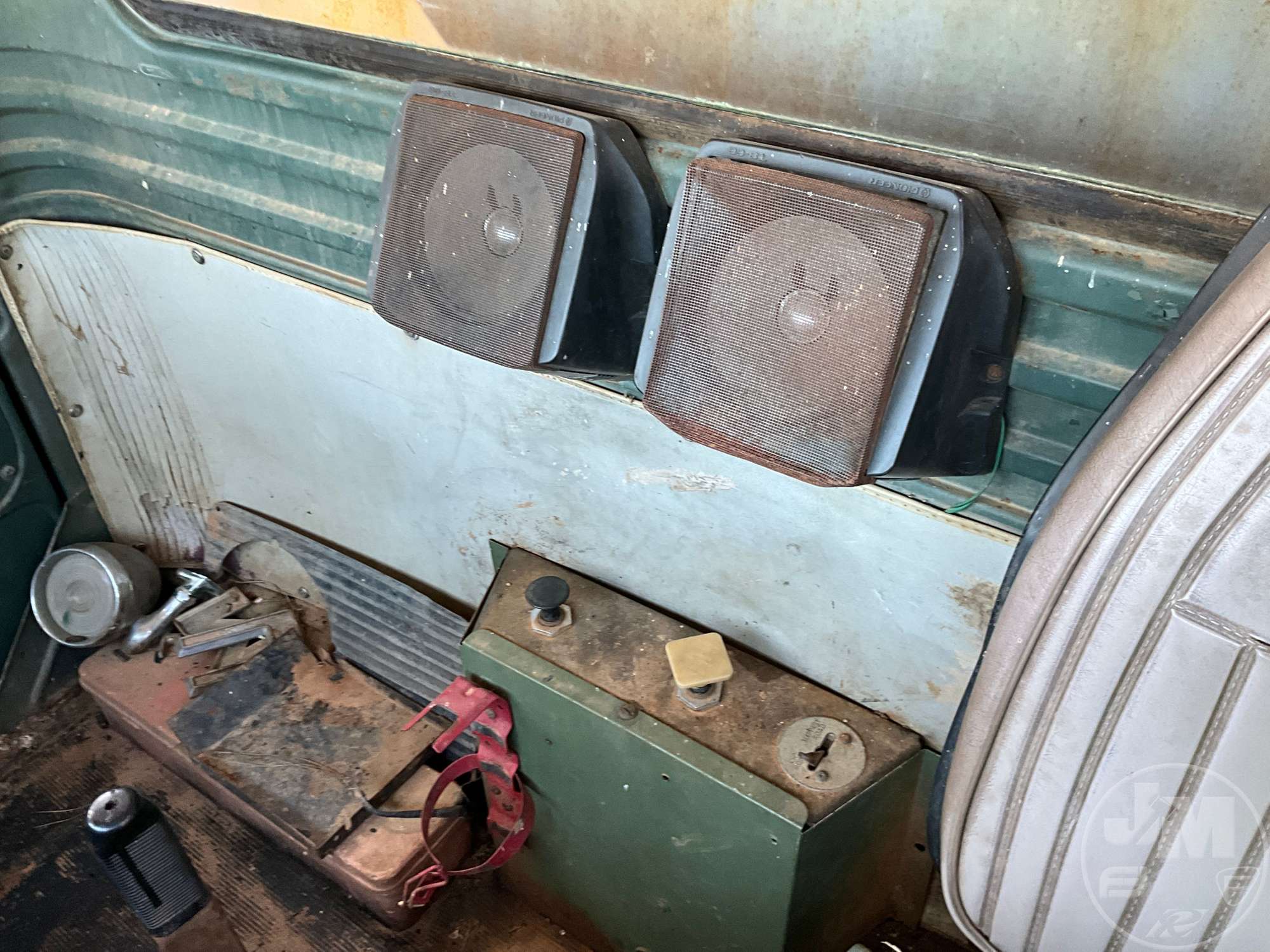 0 Mack R-600