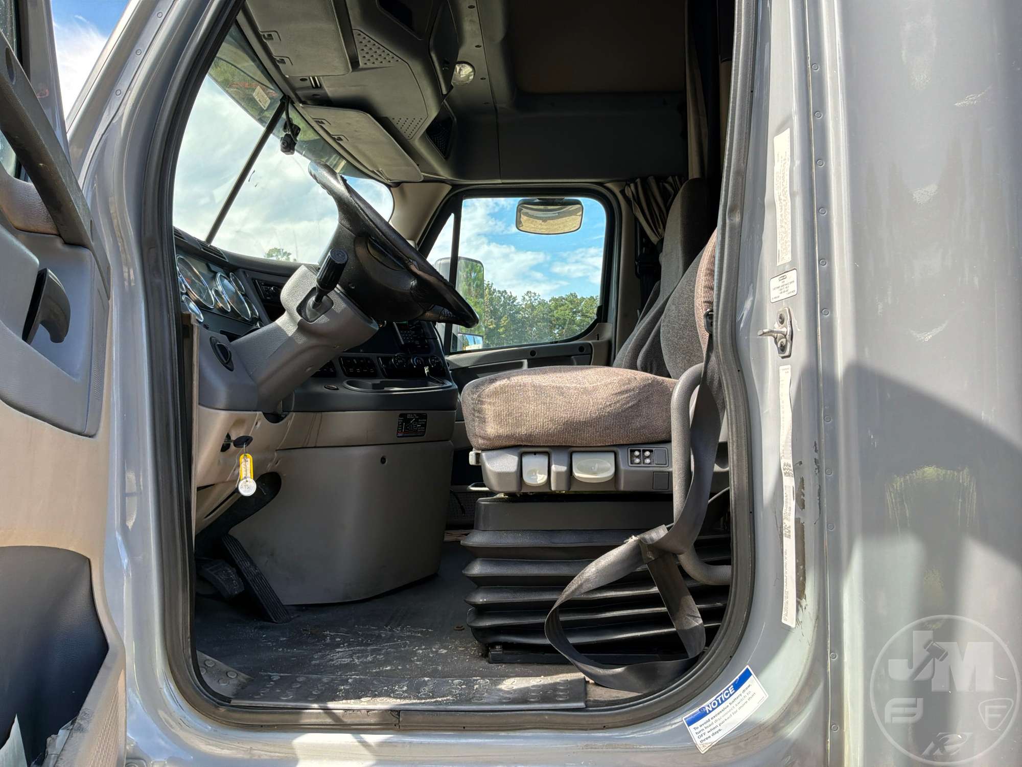 2016 Freightliner CASCADIA