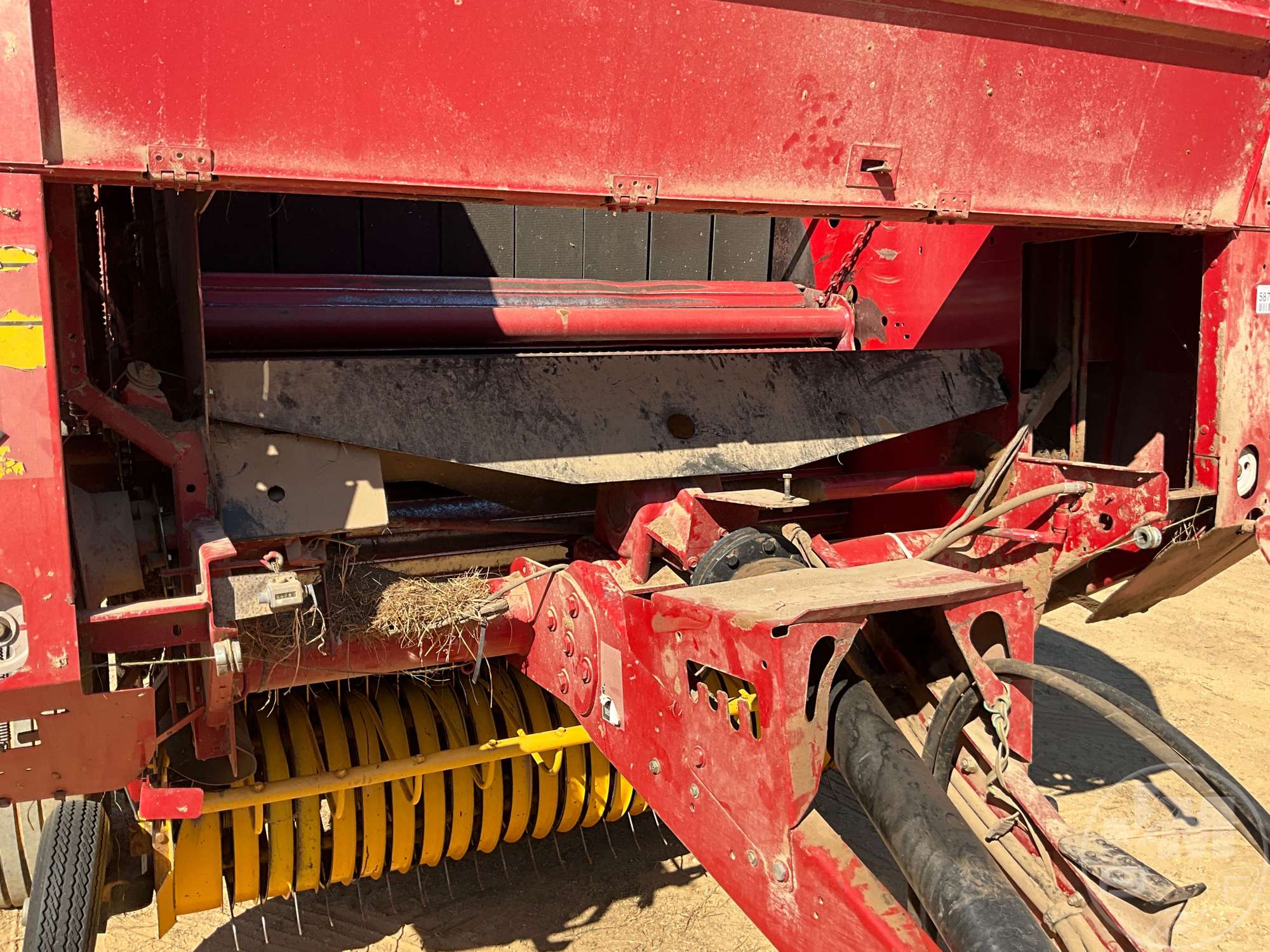 0 New Holland BR7090