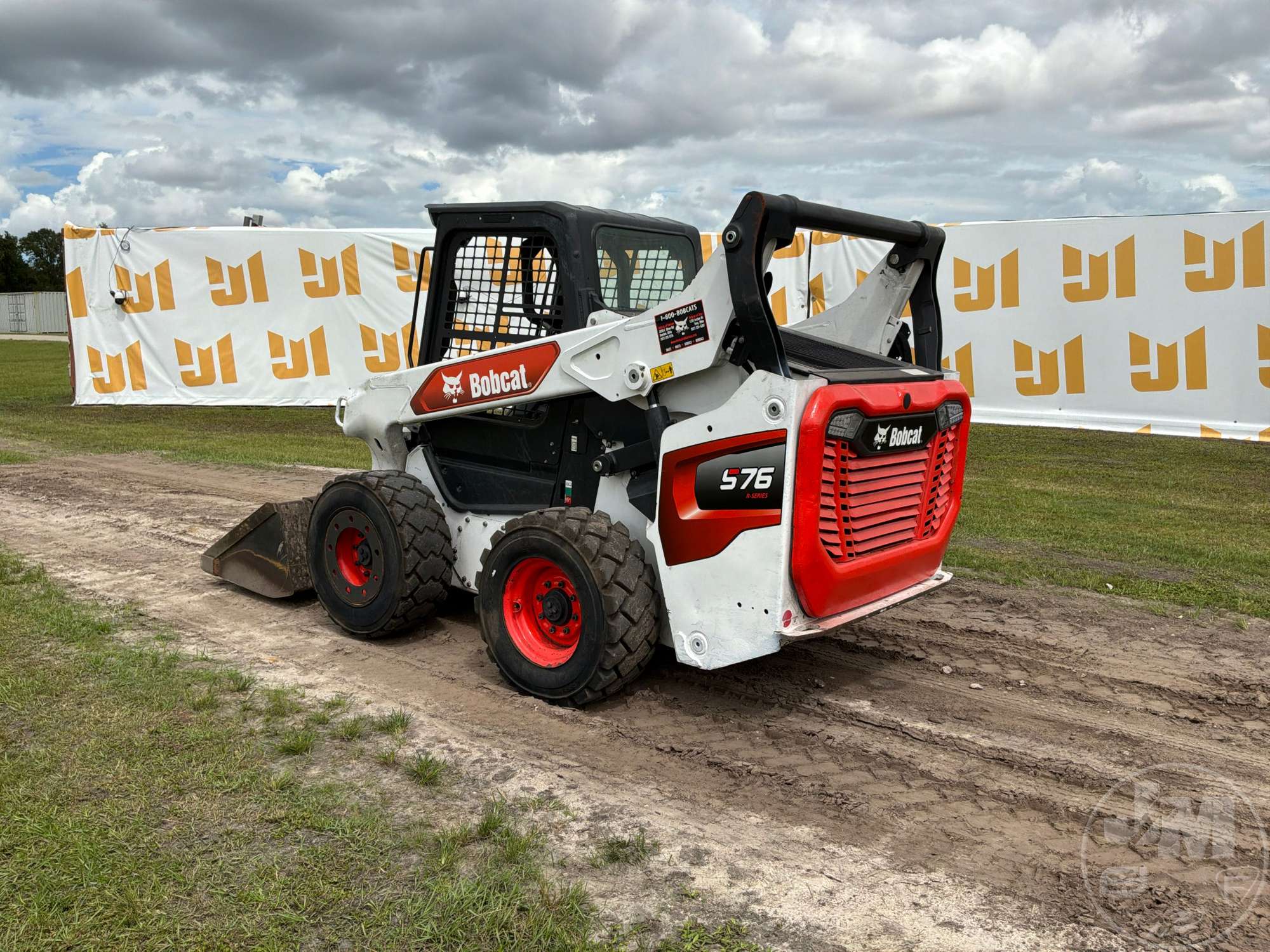 2022 Bobcat S76
