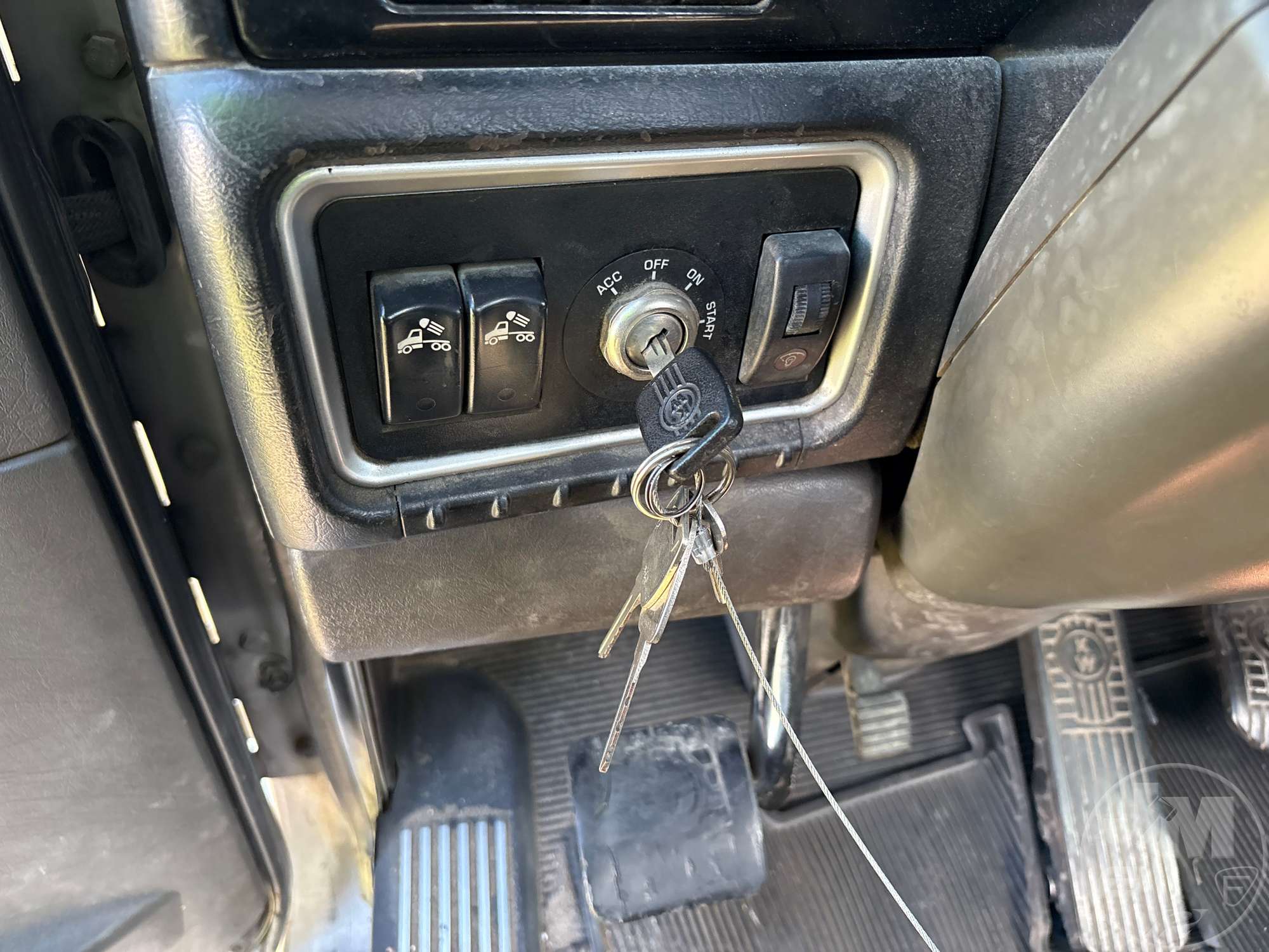2007 Kenworth W900L