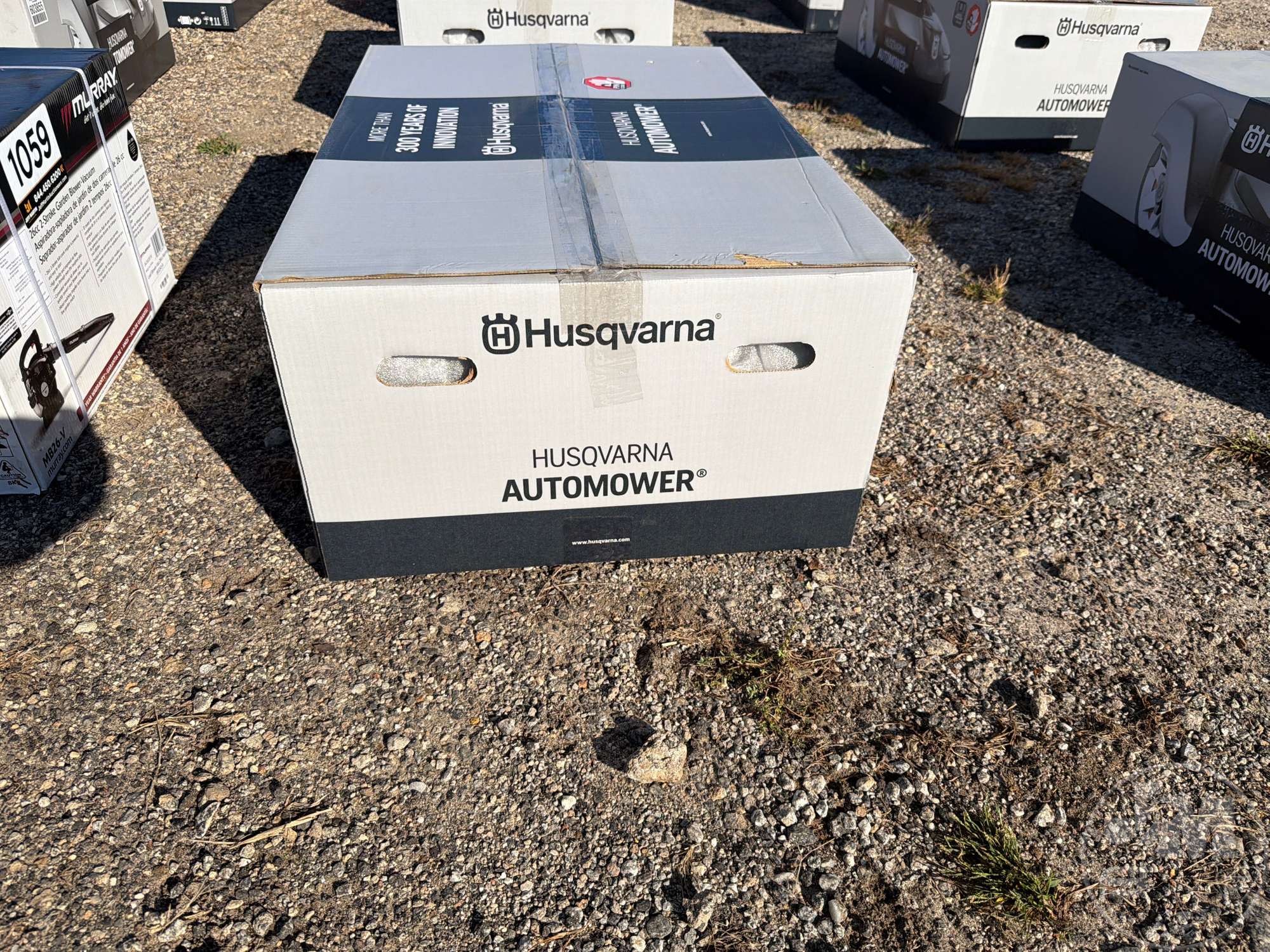 0 Husqvarna AUTO MOWER 520