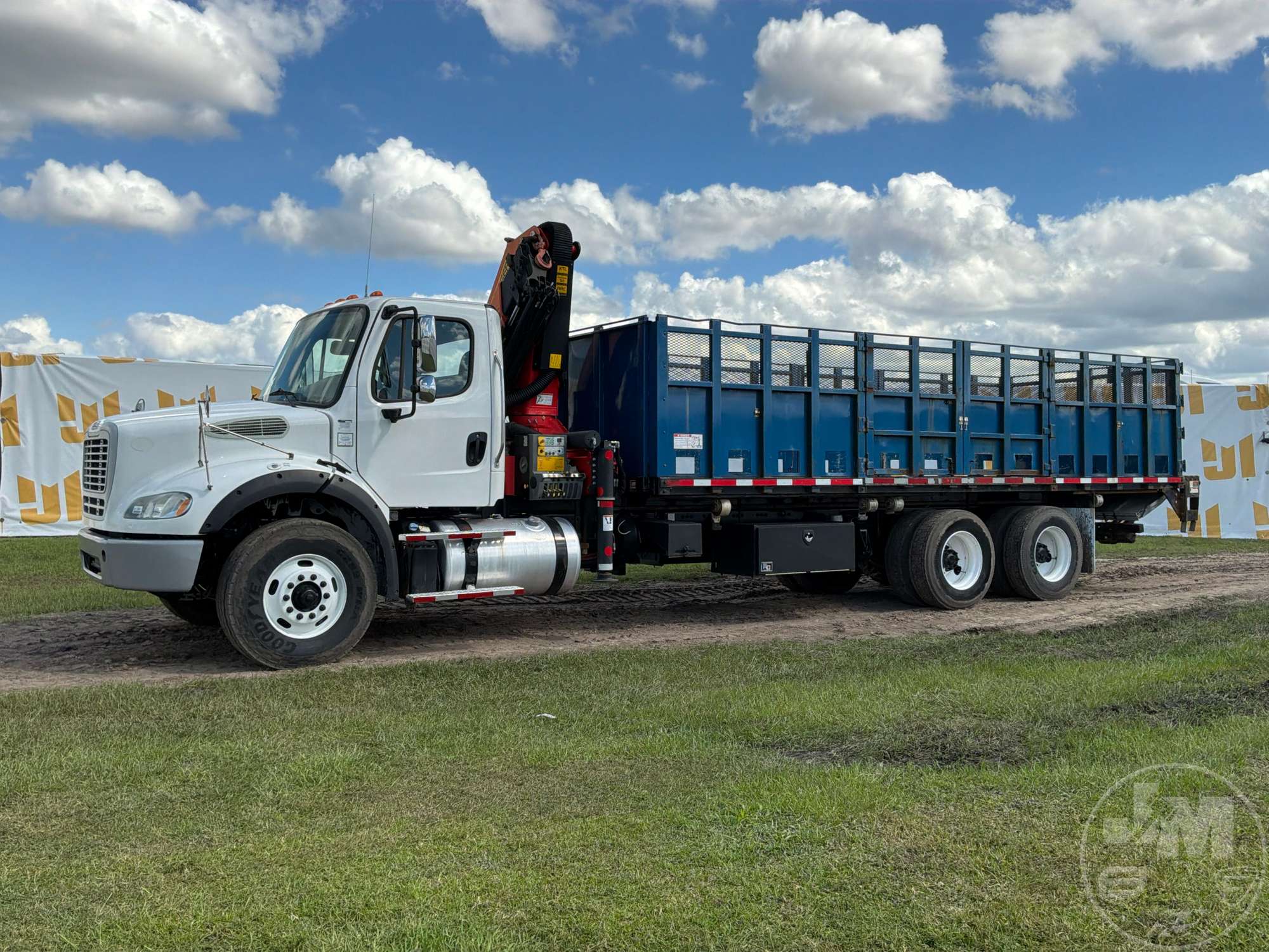 2018 Freightliner M2