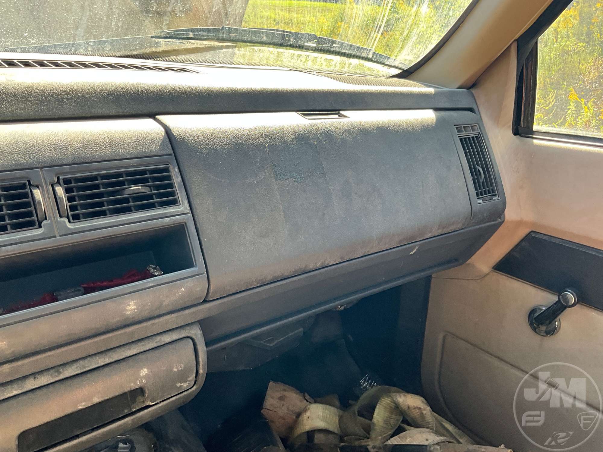 2000 GMC C6