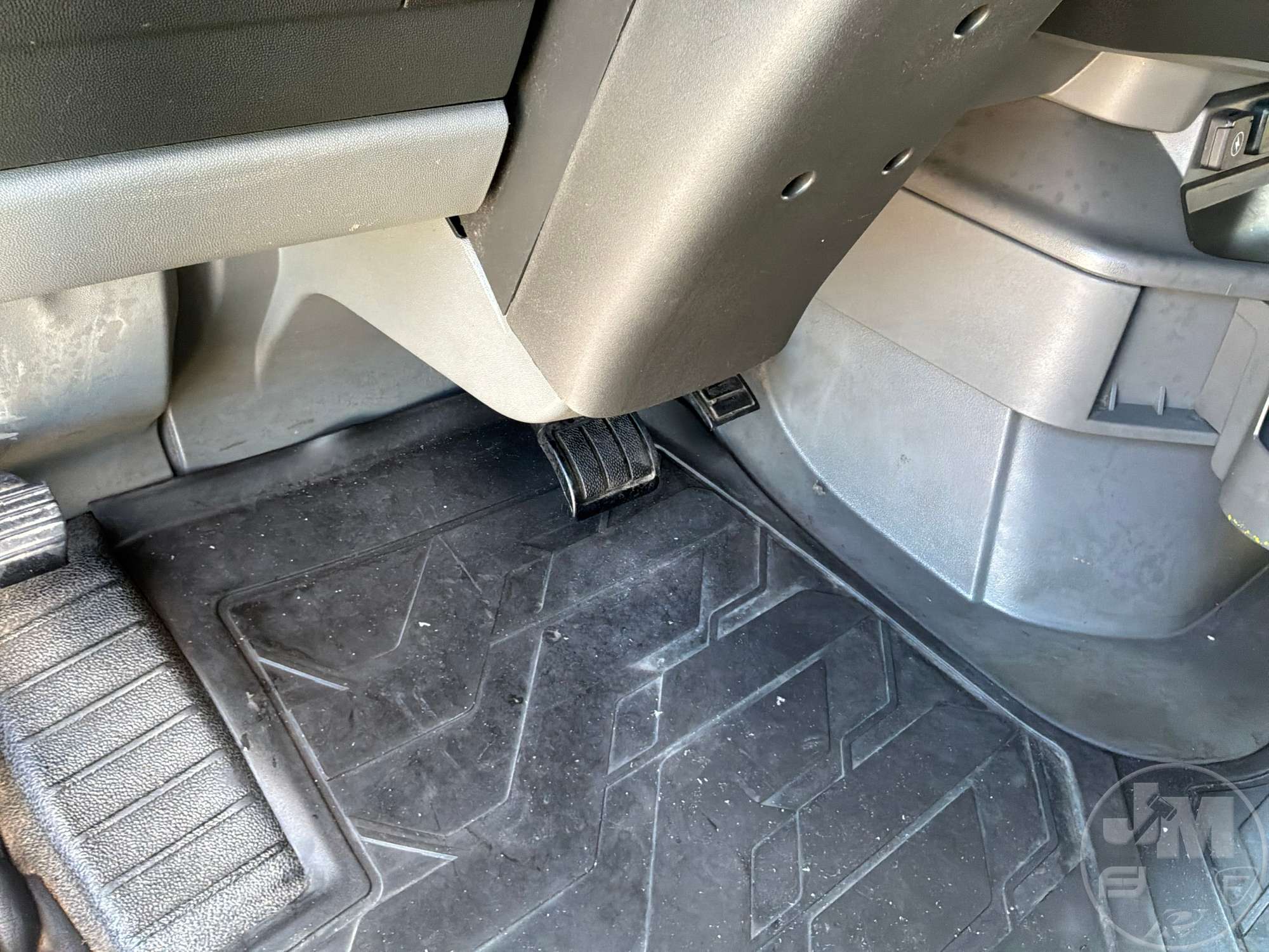 2022 Volvo VNL760