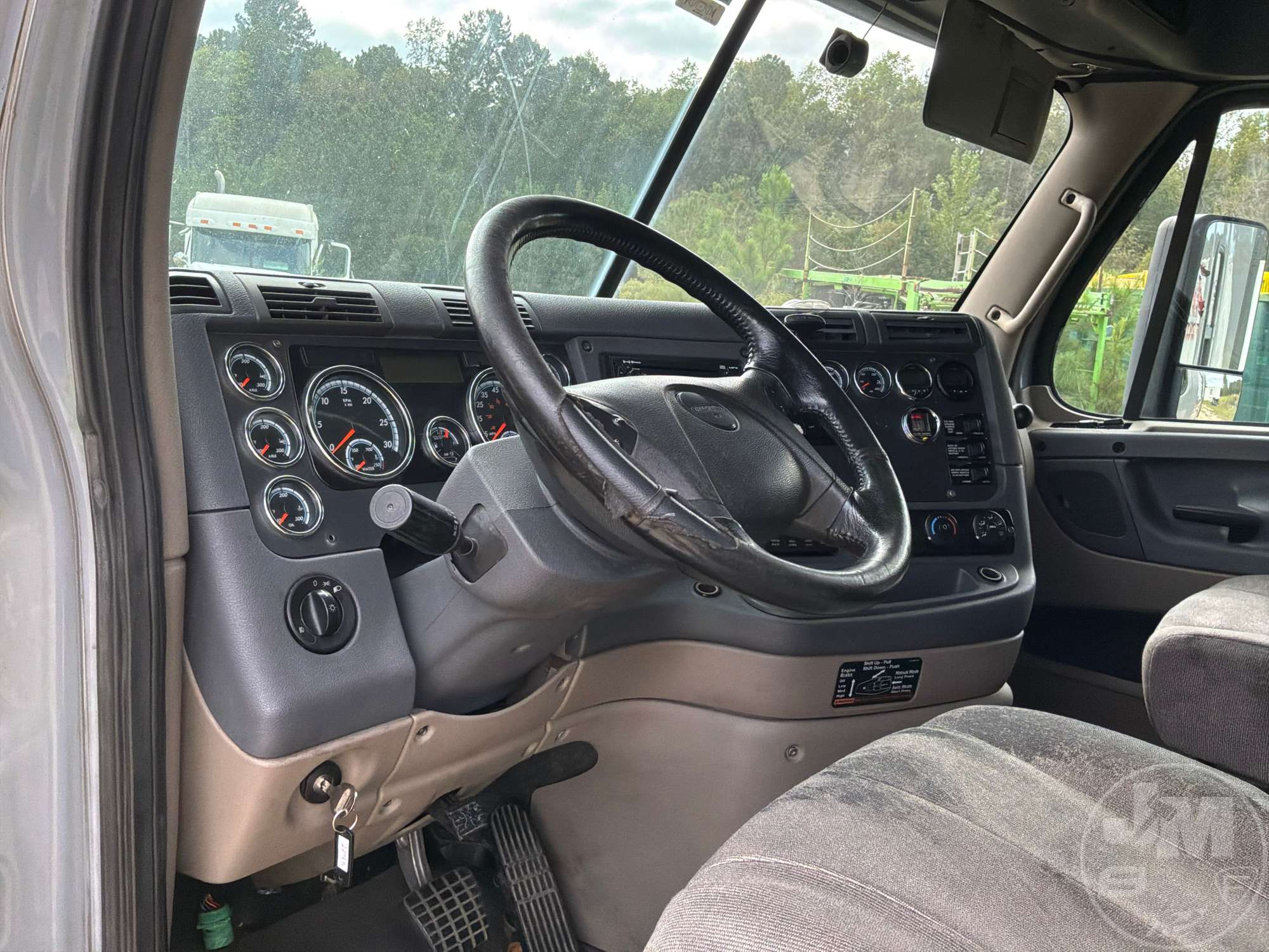 2015 Freightliner CASCADIA