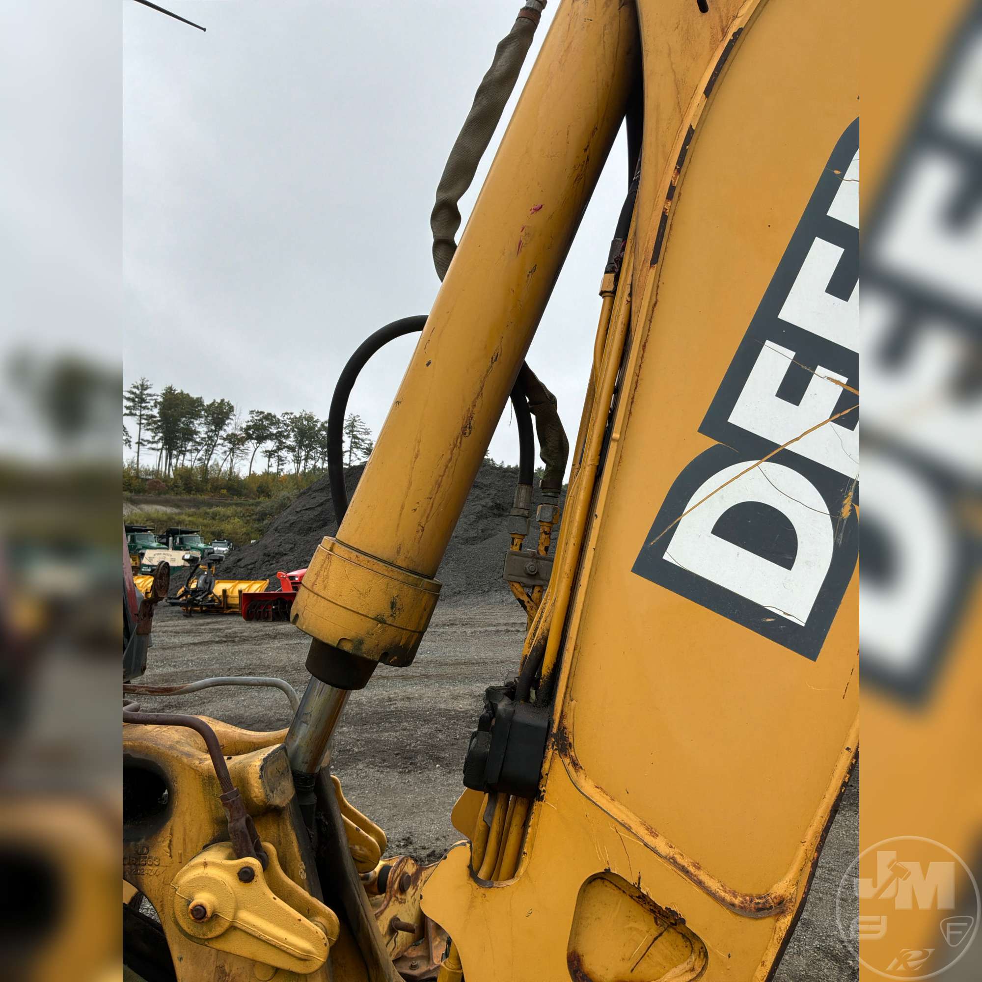 2002 John Deere 310G