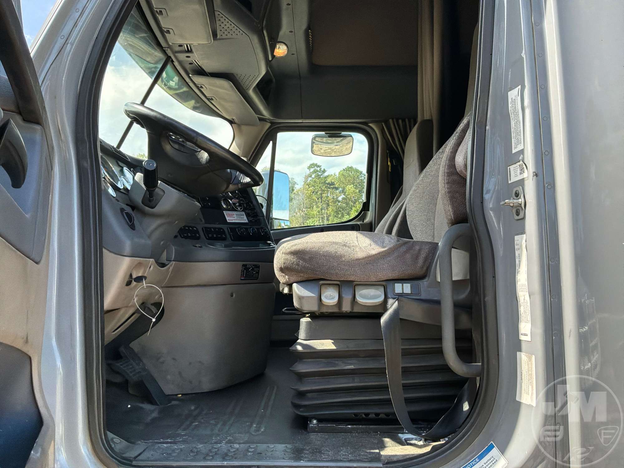 2017 Freightliner CASCADIA