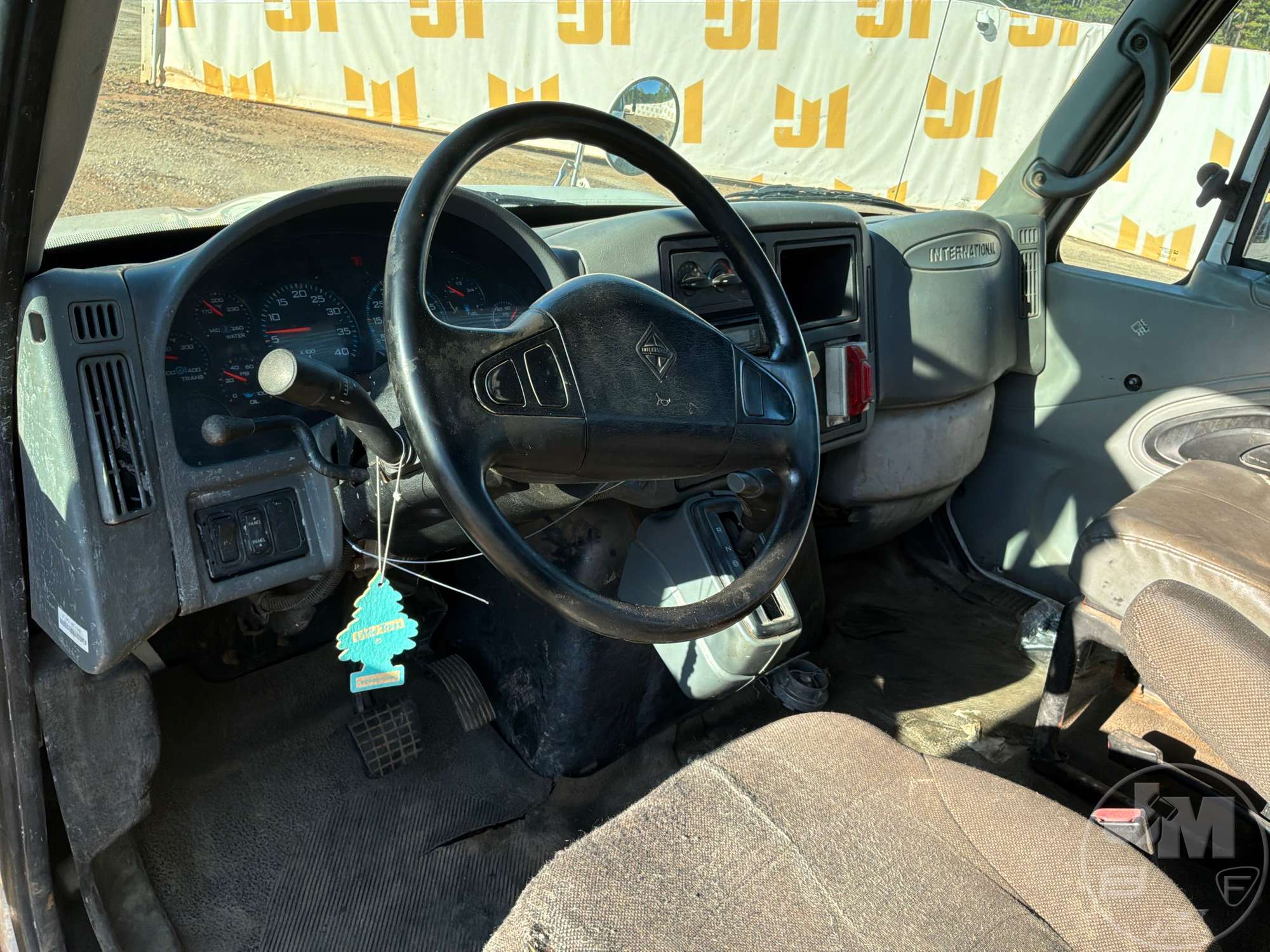 2004 International MA025