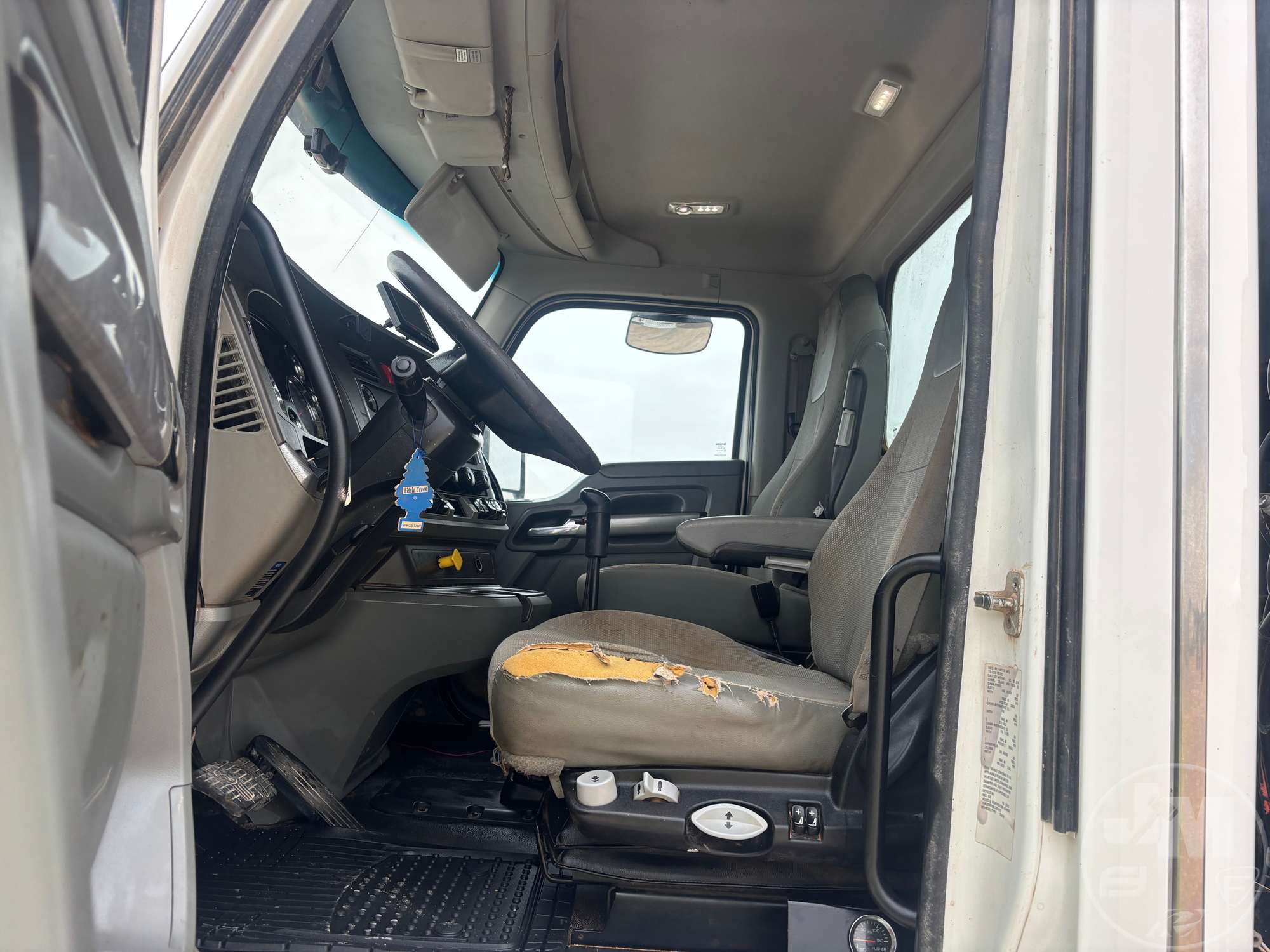 2019 Kenworth T880