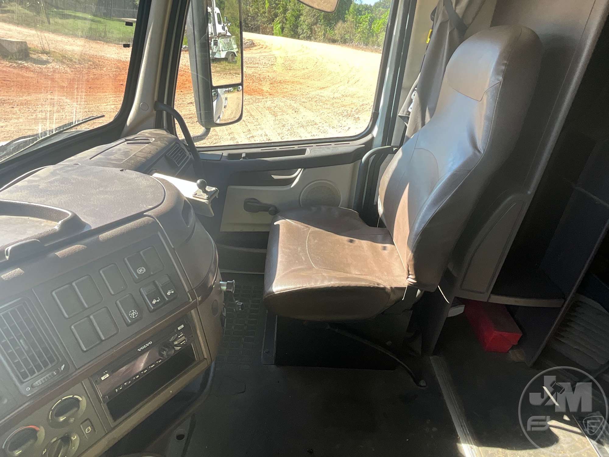 2016 Volvo VNL