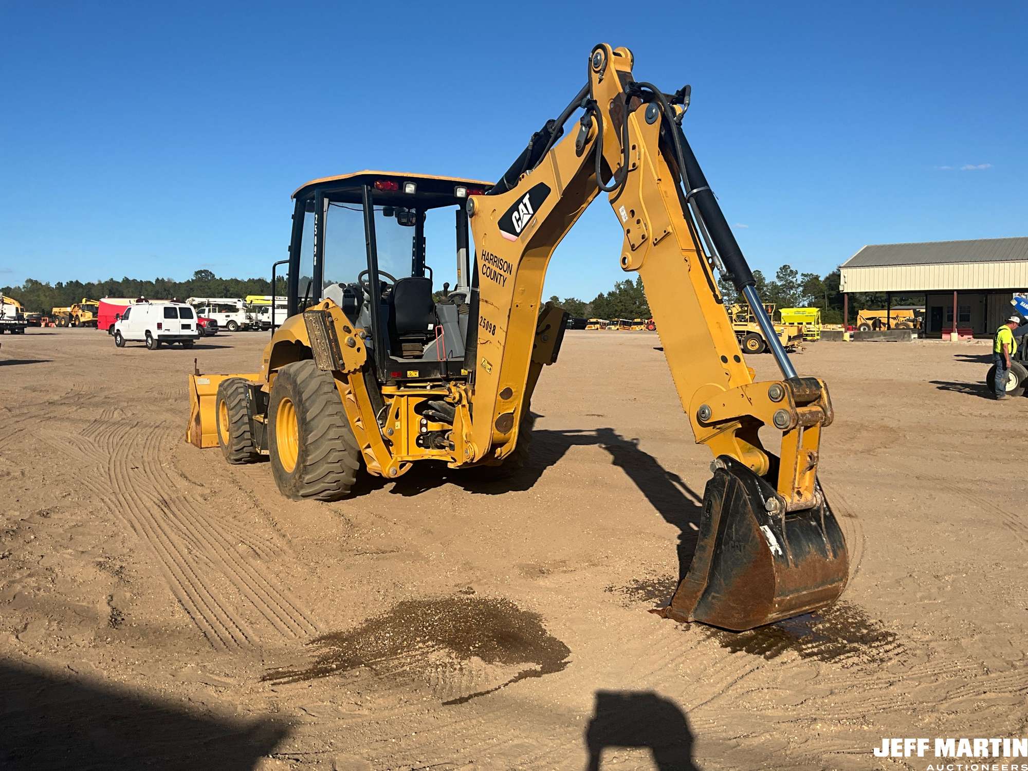 0 Caterpillar 416F2