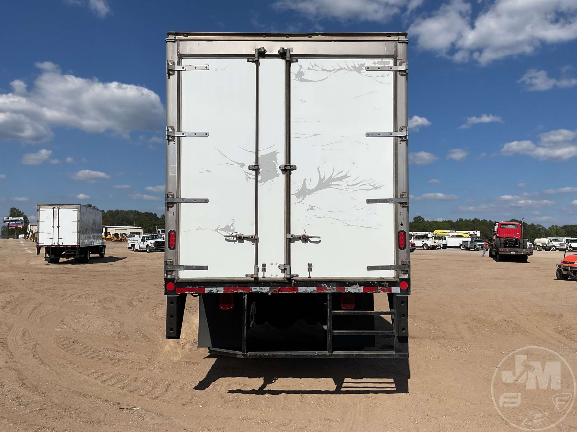 2024 Mack MD642