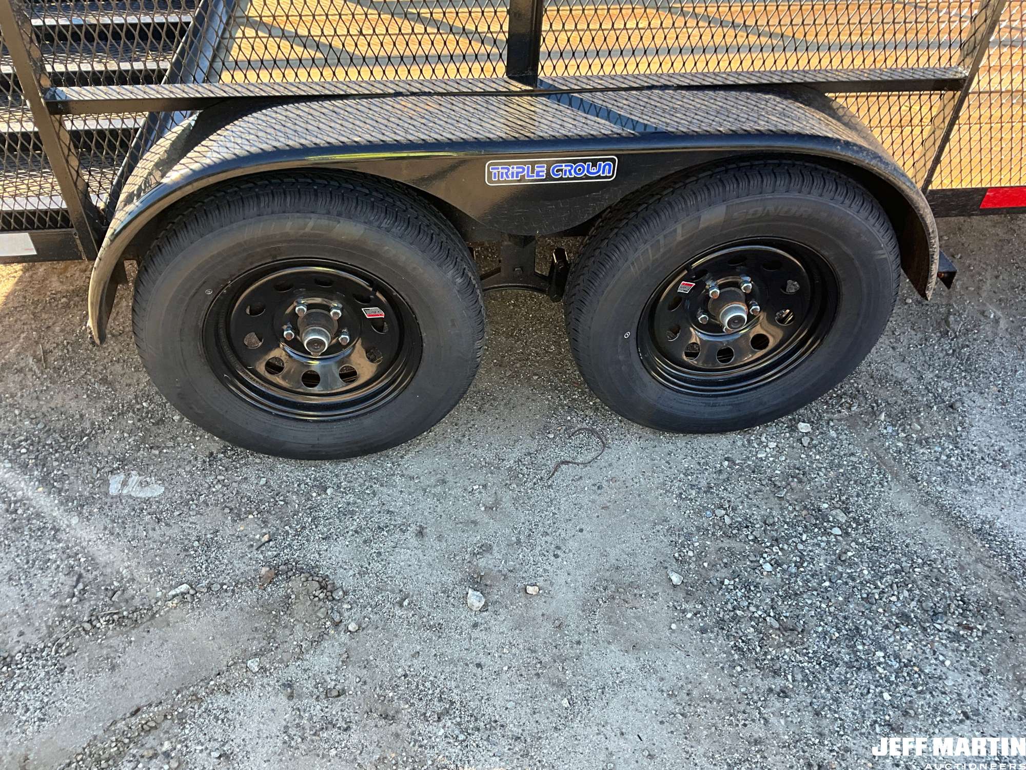 2027 TRIPLE CROWN TRAILERS, INC UT6X16M2
