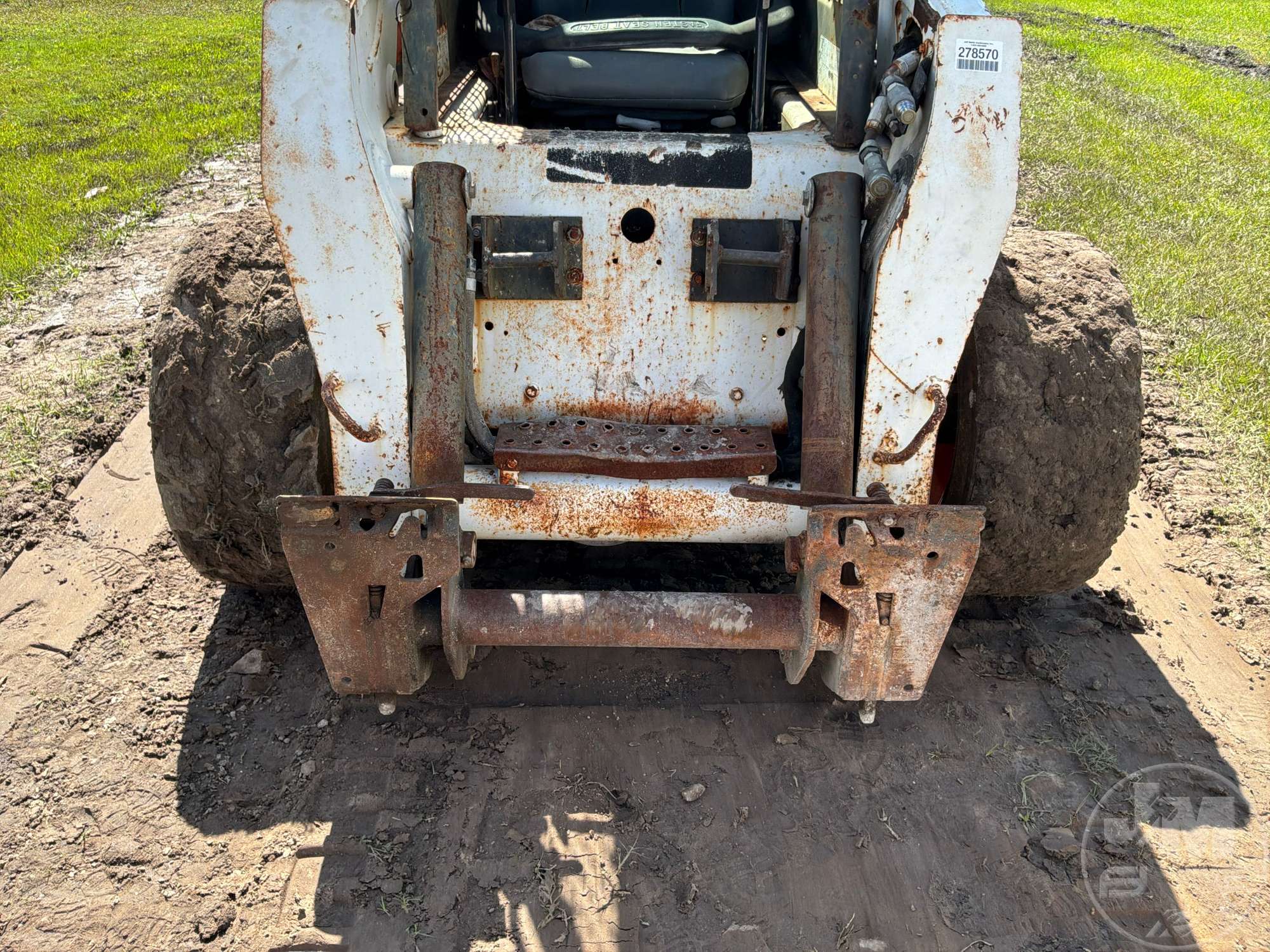 2004 Bobcat S220