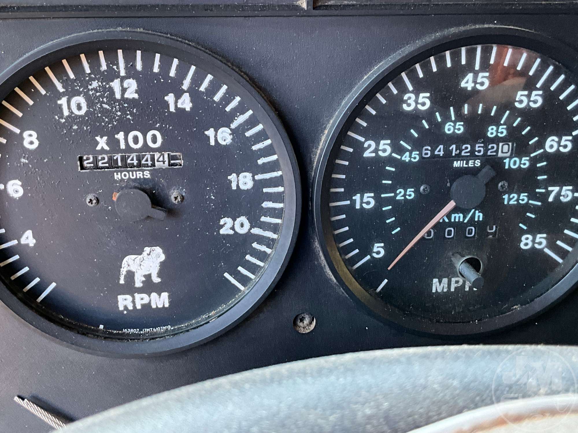 2000 Mack CH613
