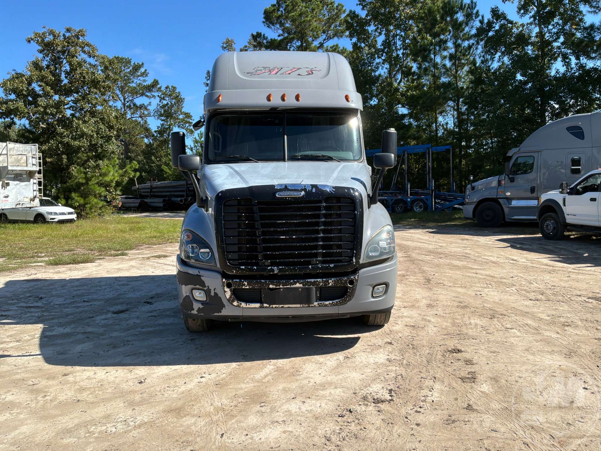 2015 Freightliner CASCADIA