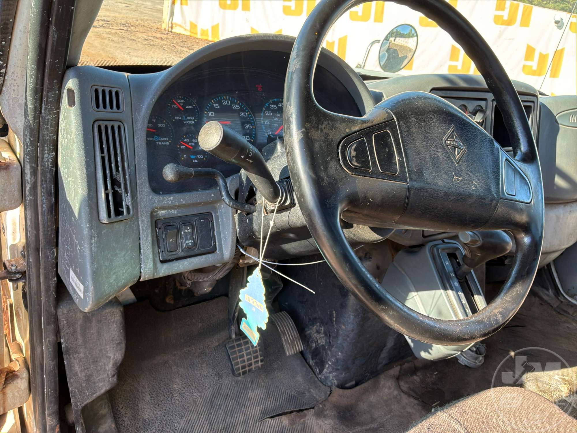 2004 International MA025