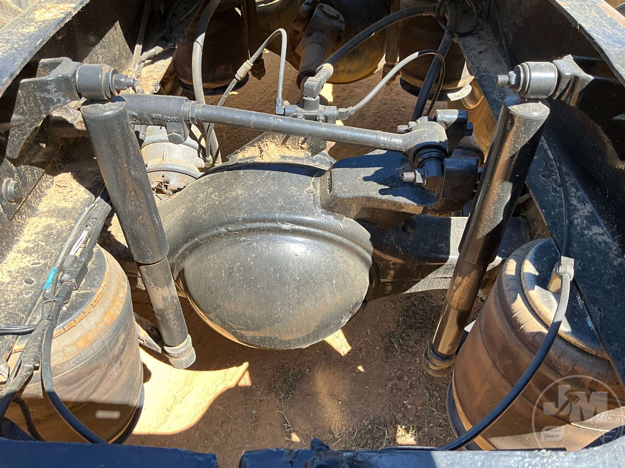 2004 Mack CH613