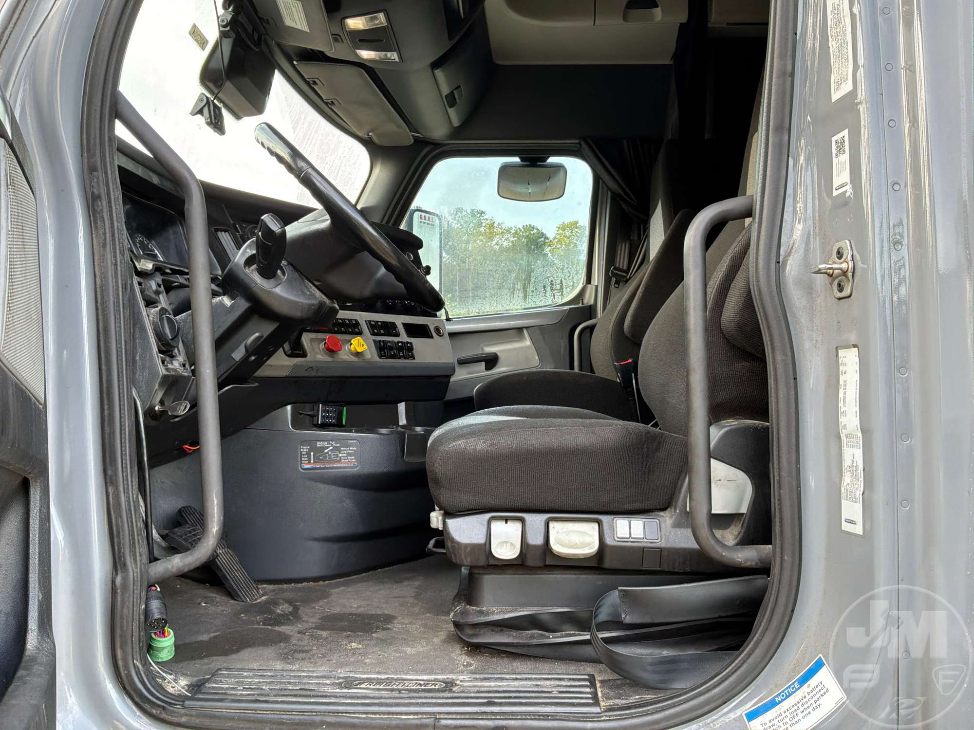 2021 Freightliner CASCADIA