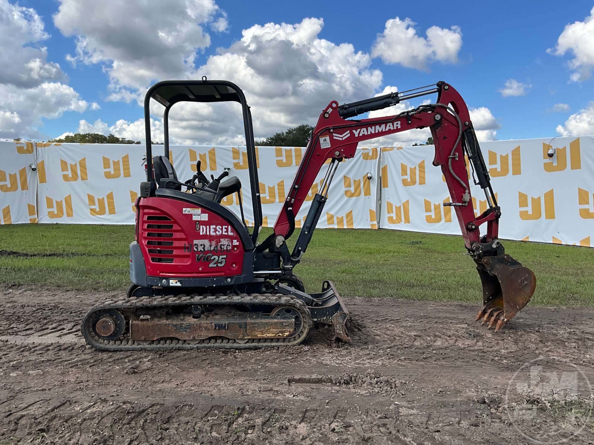 2021 Yanmar VI025-6A