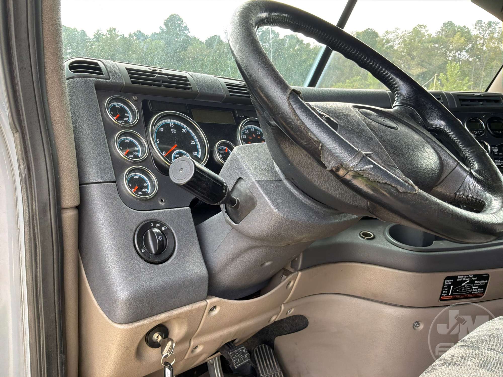 2015 Freightliner CASCADIA
