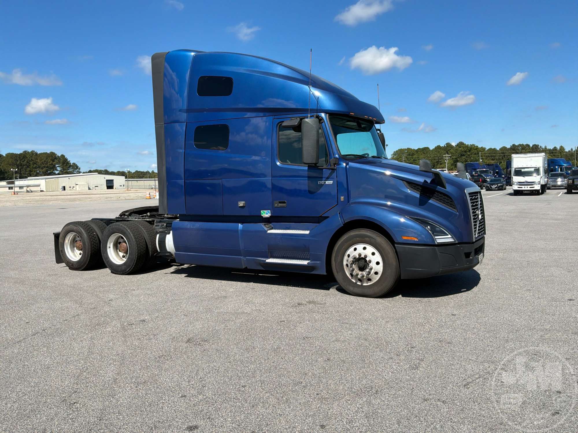 2022 Volvo VNL760