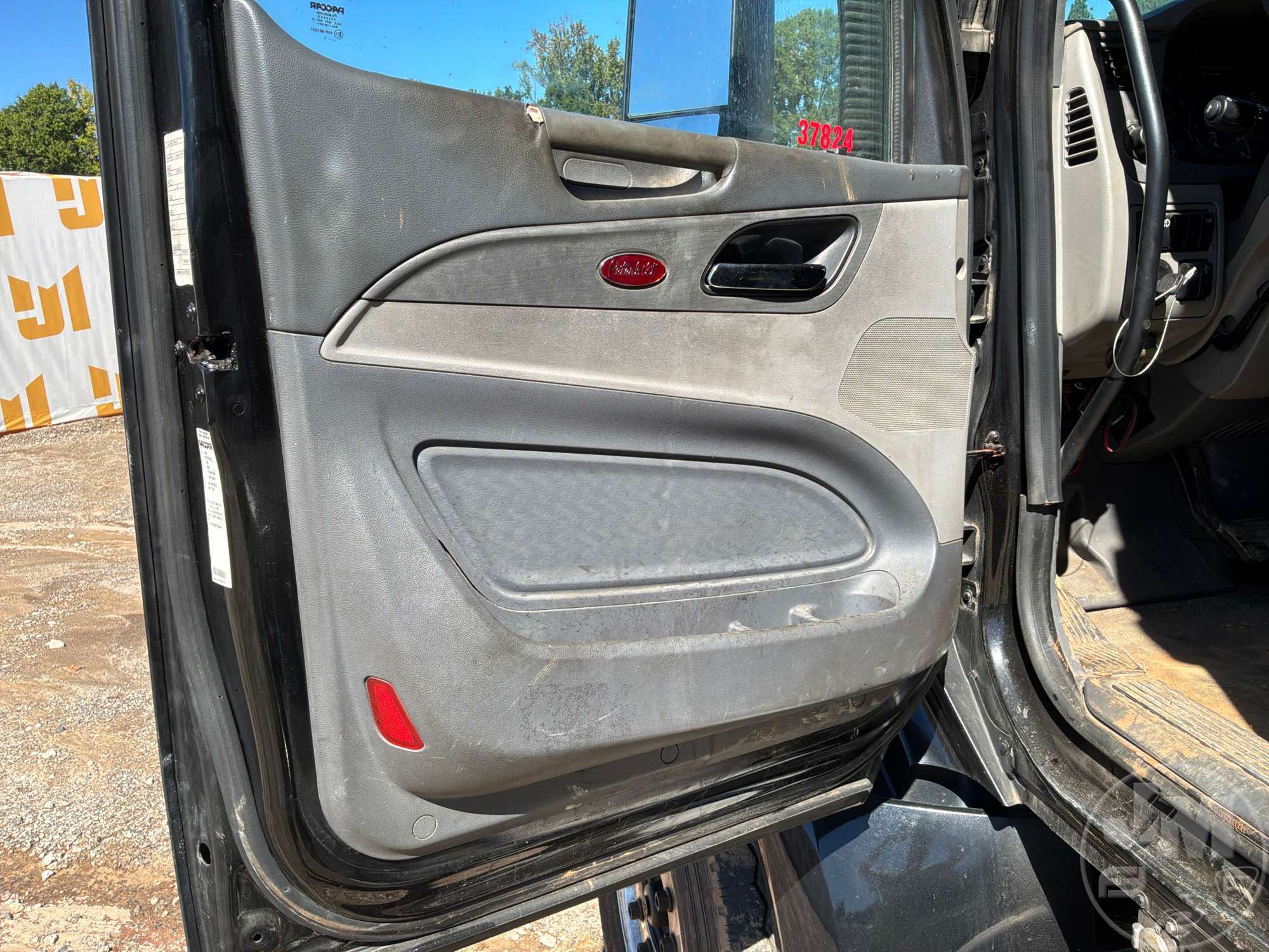 2015 Peterbilt 579