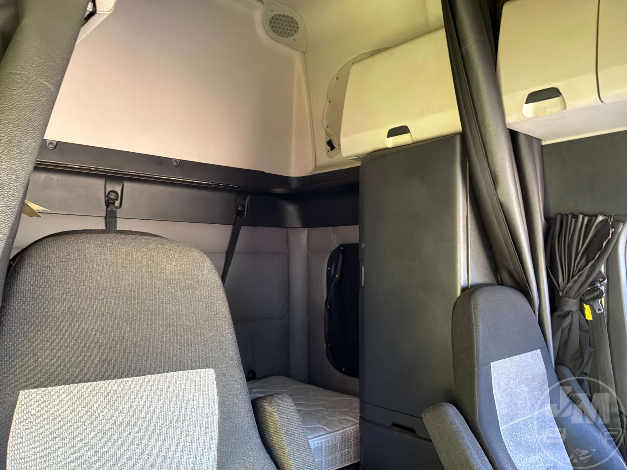 2019 Freightliner CASCADIA