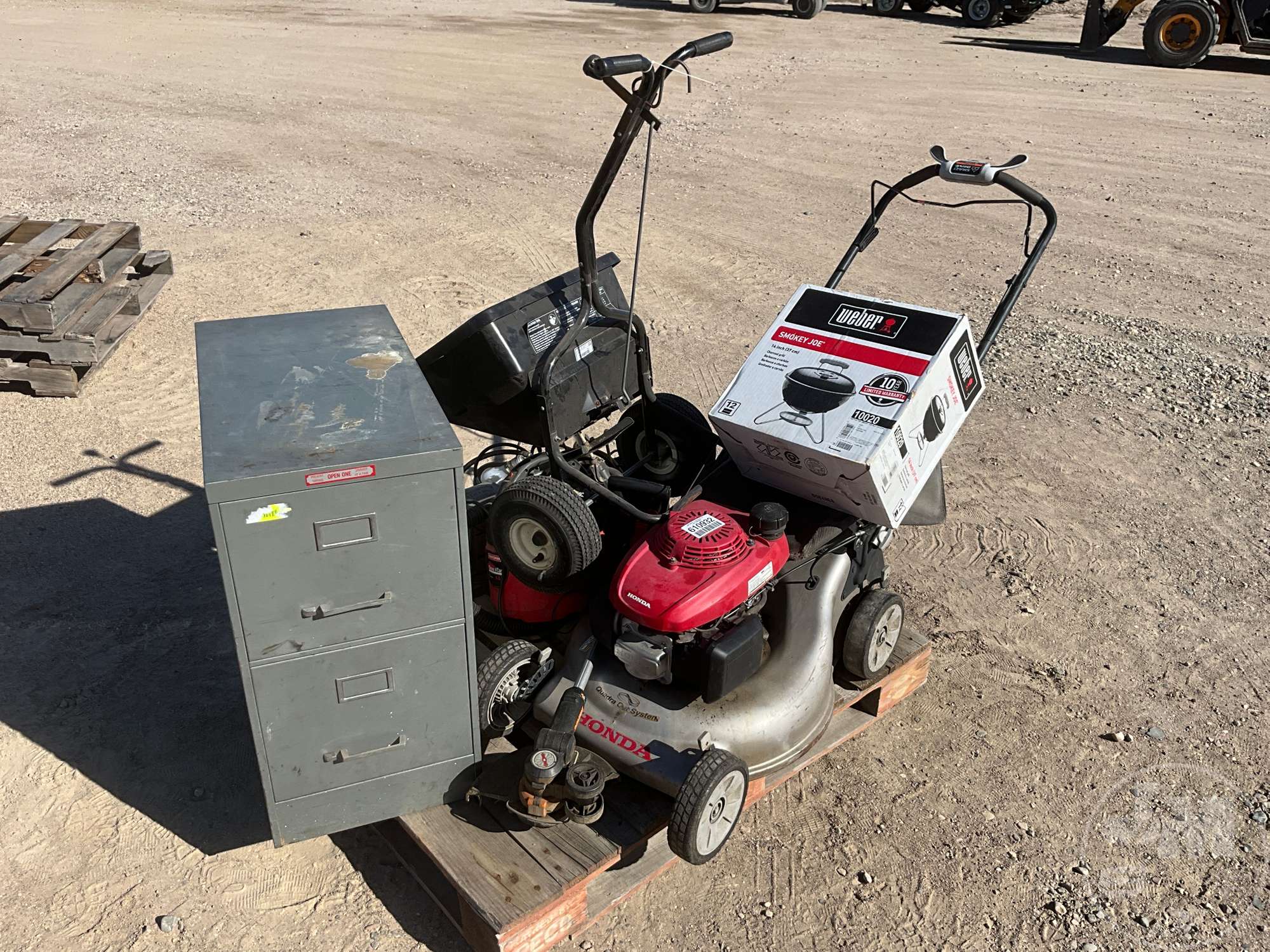 Photo of Honda  PUSH MOWER, BROADCAST SPREADER, WEBER GRILL, CRAFTSMAN VACUUM CLEANER,