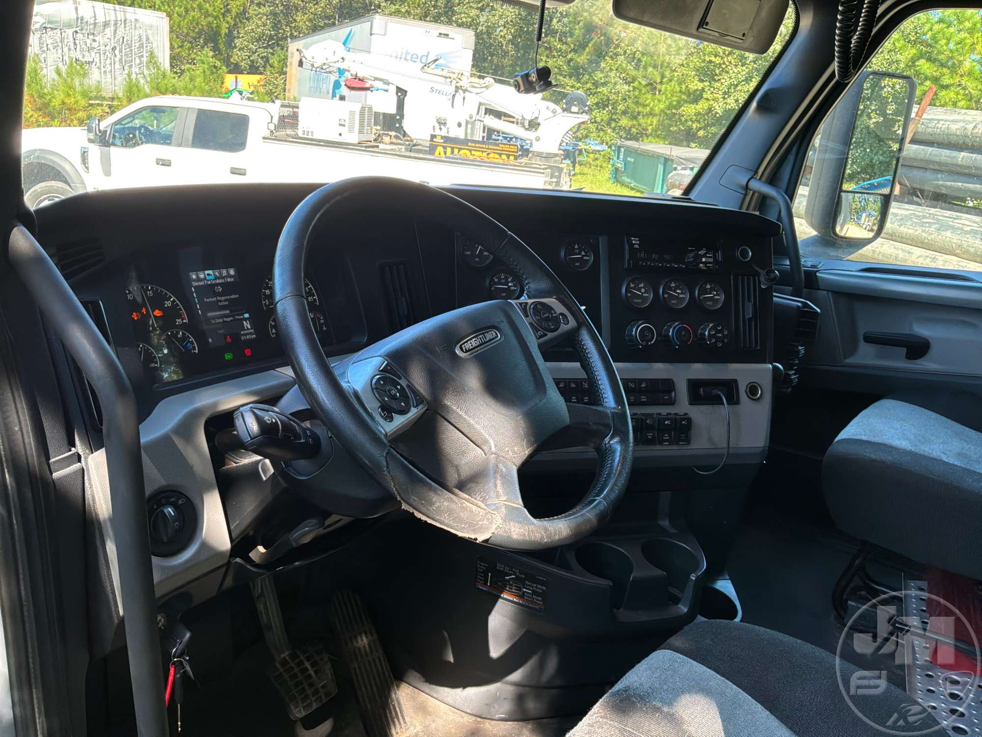 2021 Freightliner CASCADIA EVOLUTION