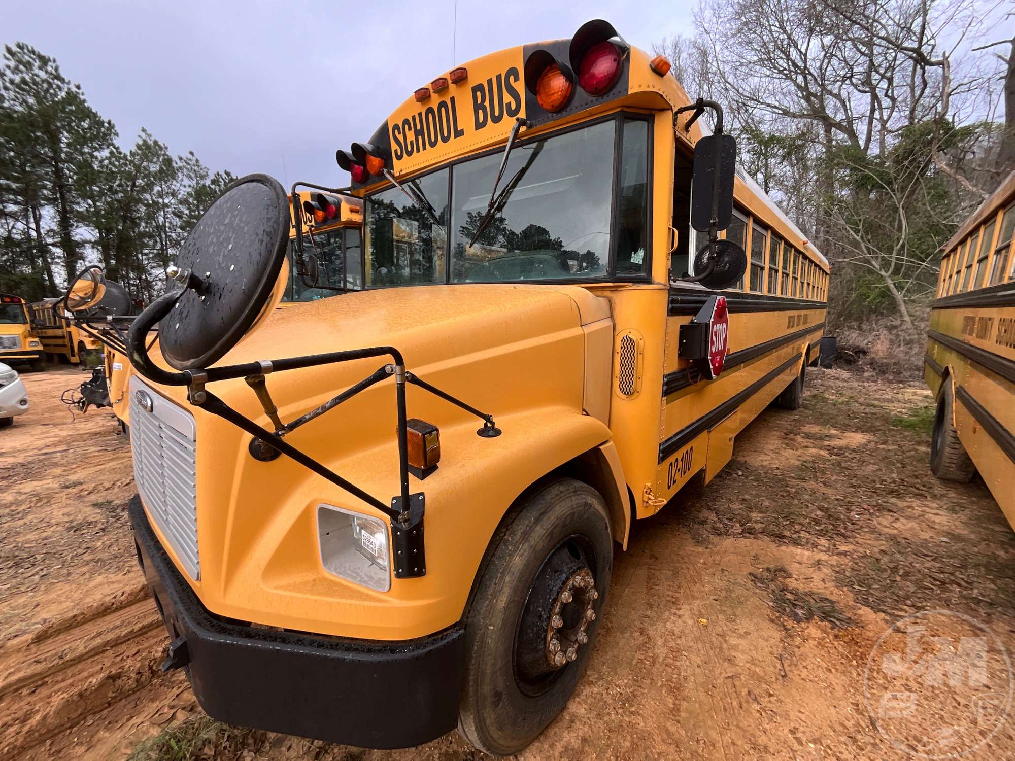 2002 Freightliner FS 65 CHASSIS