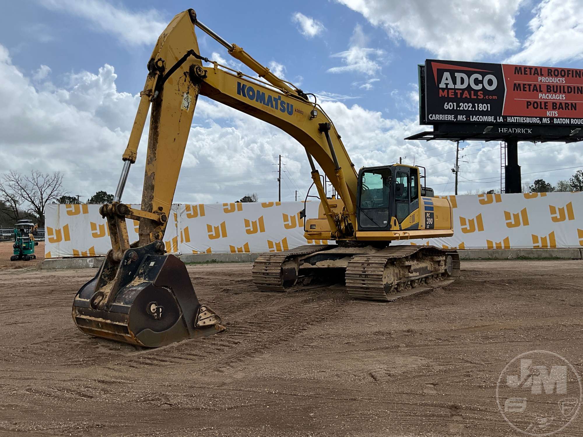 Photo of a 2013 Komatsu PC390LC-10
