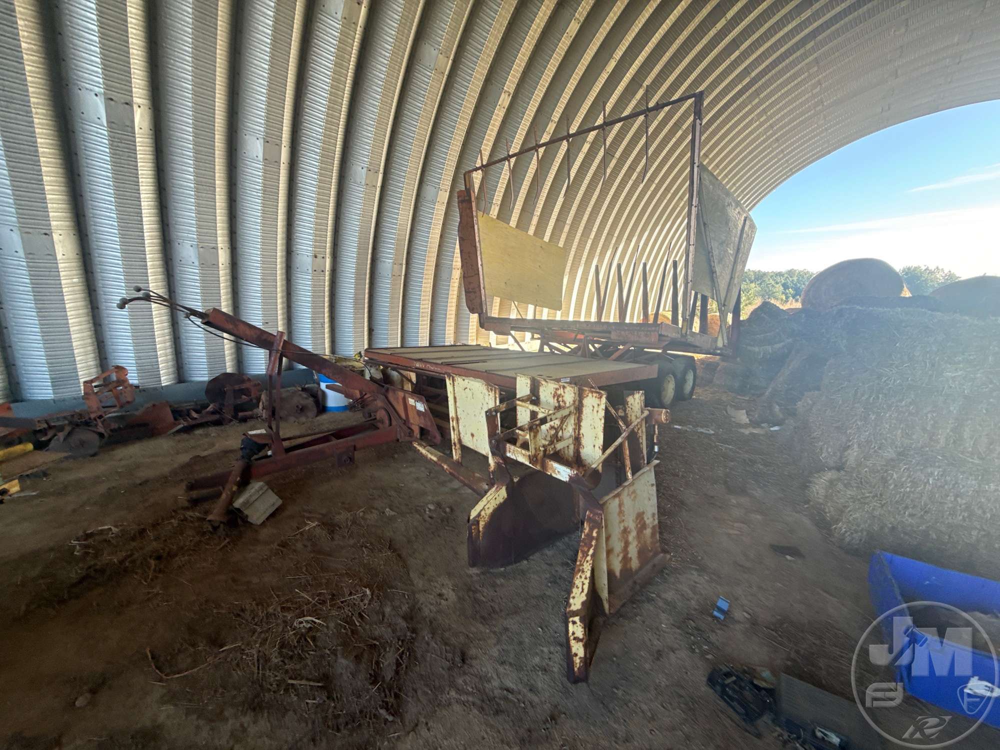 0 New Holland STACKLINER 1033