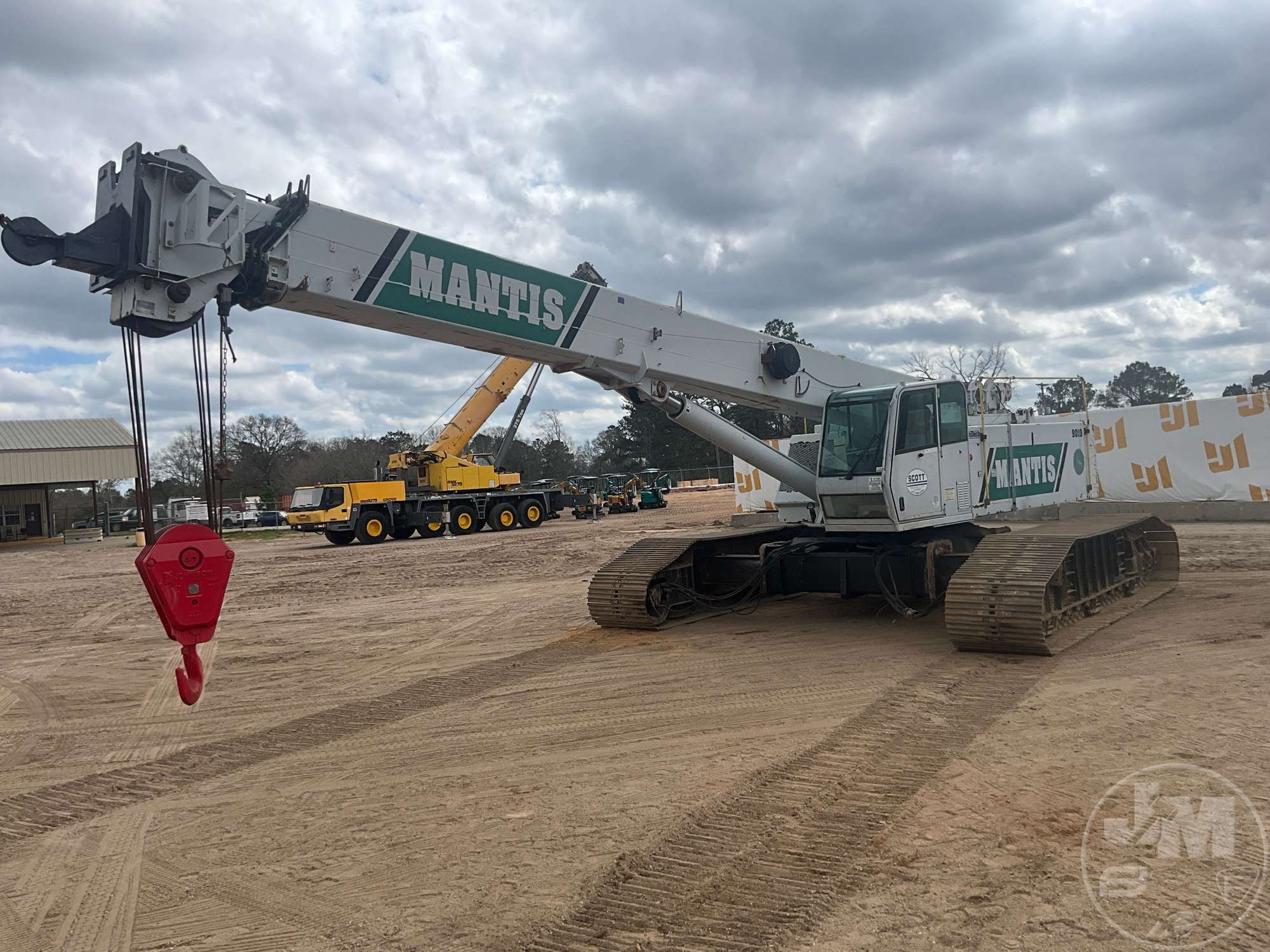 Photo of a 2008 Mantis 9010