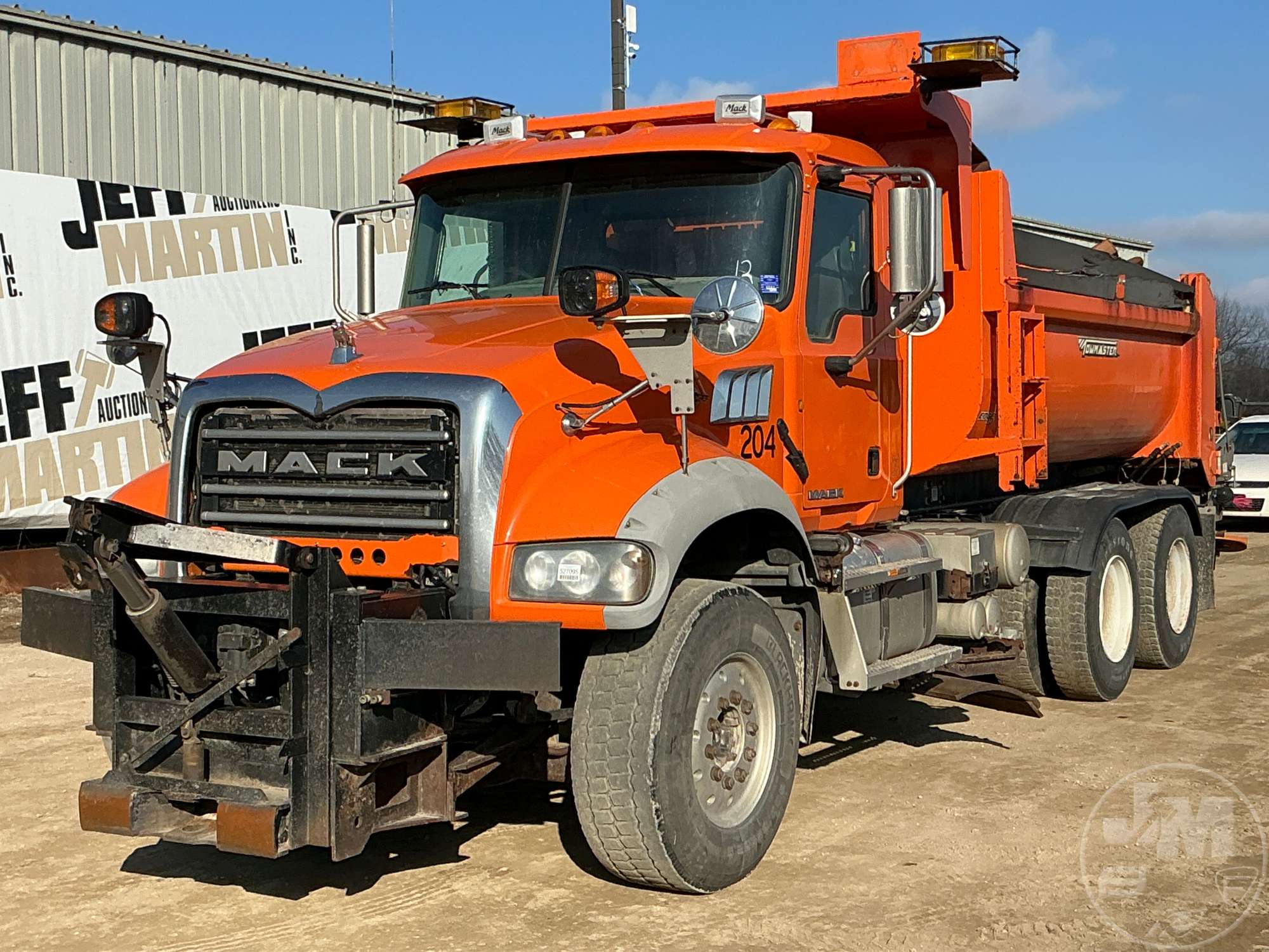 2013 Mack GU713 GRANITE