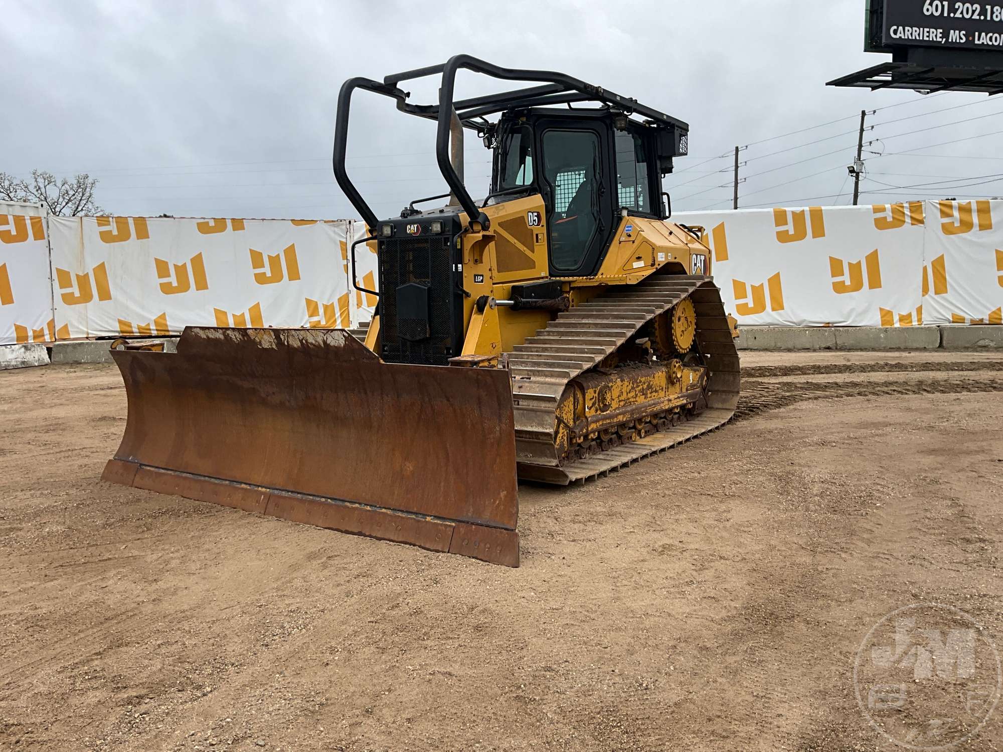 Photo of a 2022 Caterpillar D5 LGP