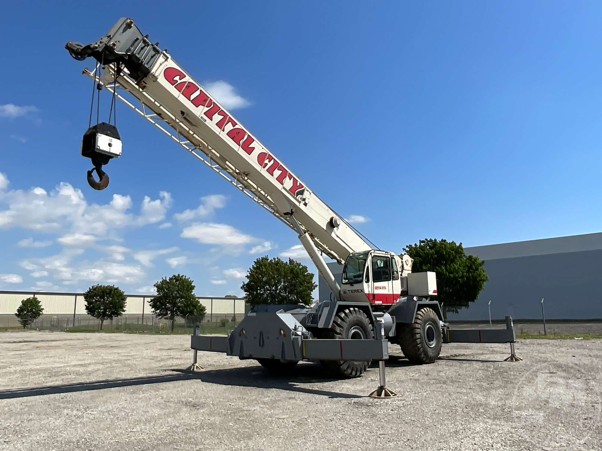 Photo of a 2007 Terex RT 665