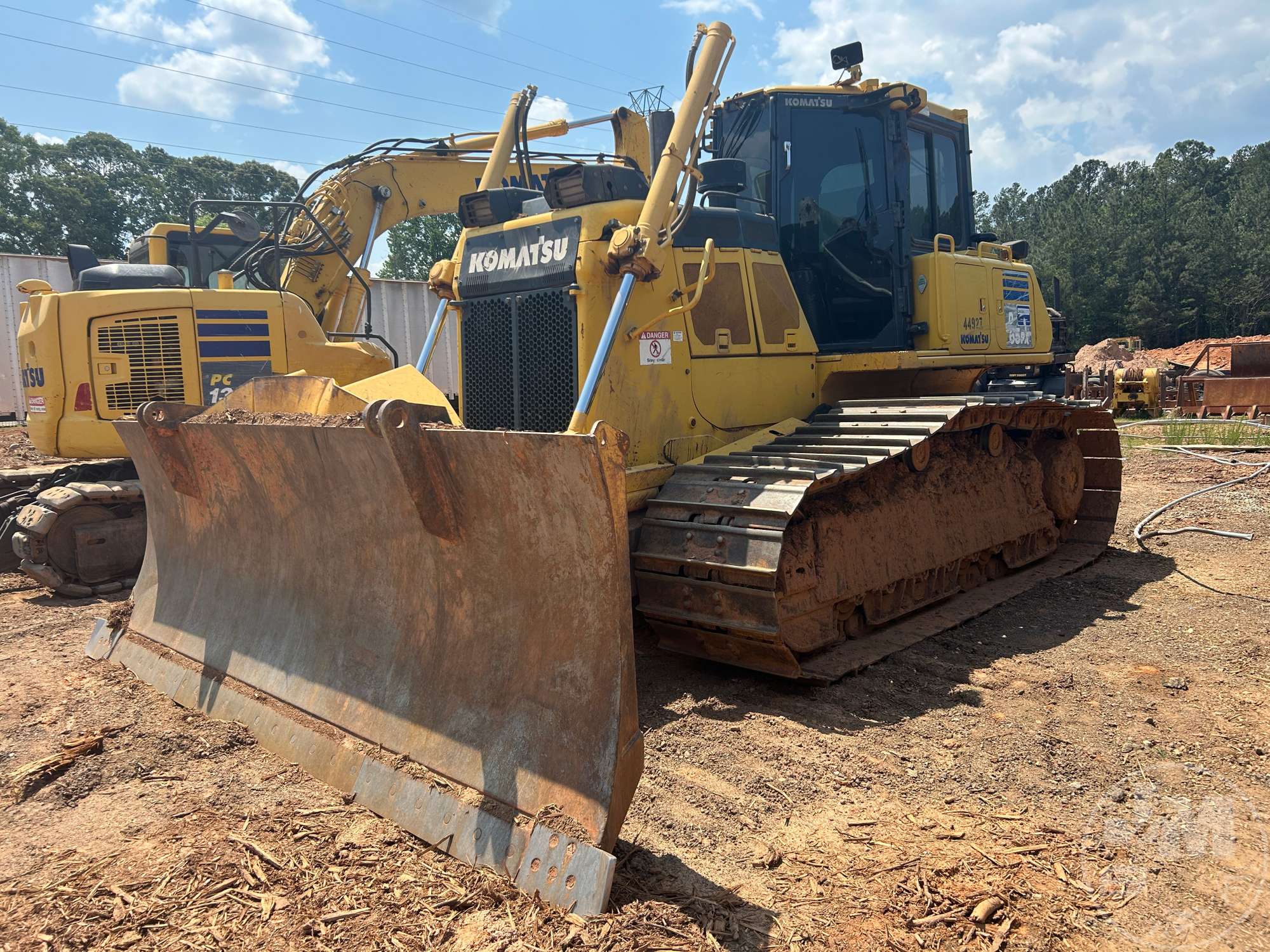 Photo of a 2019 Komatsu D65PX-18