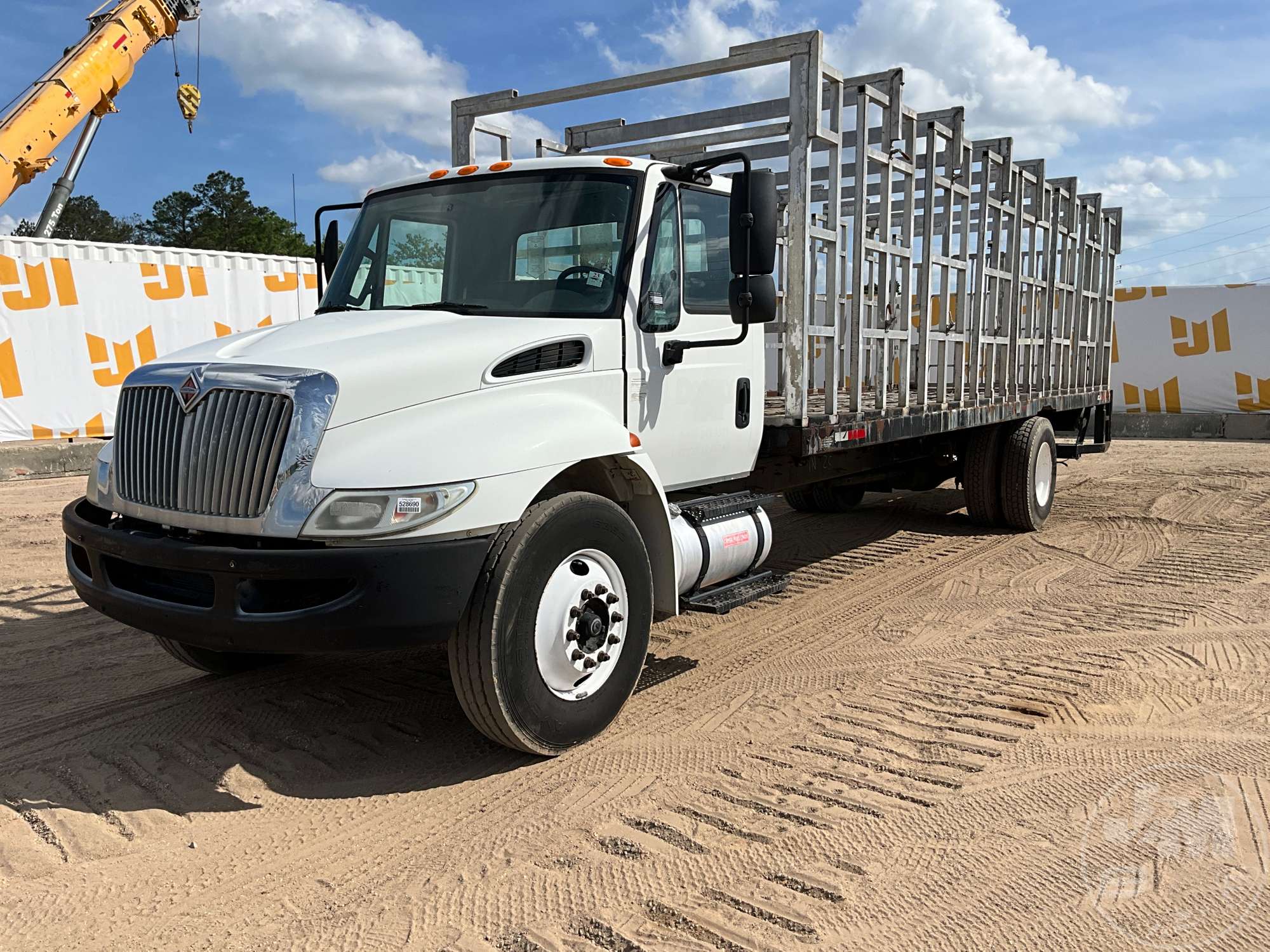 Photo of a 2012 International MA025