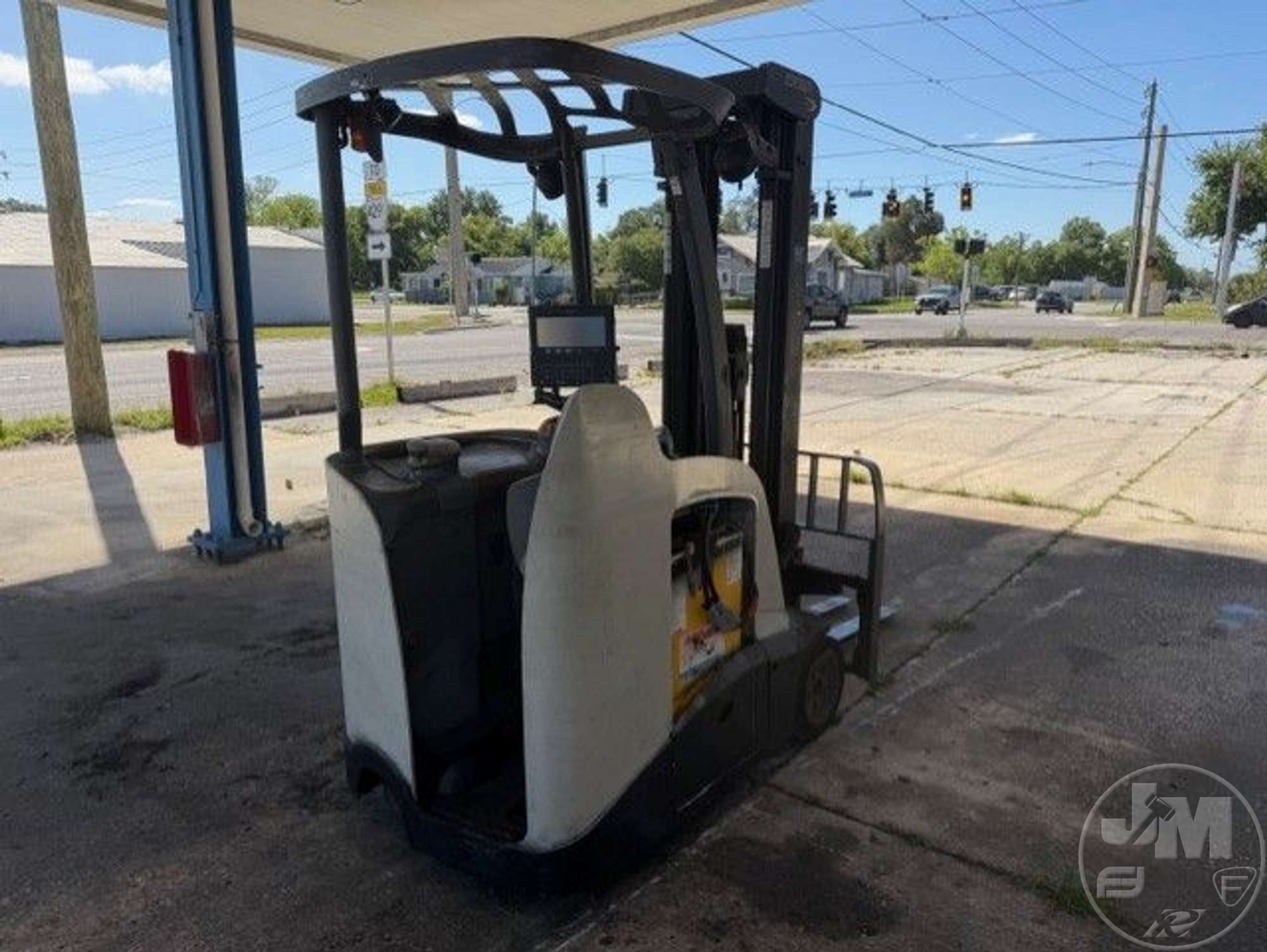 Photo of a 2018 Crown 5500 SERIES