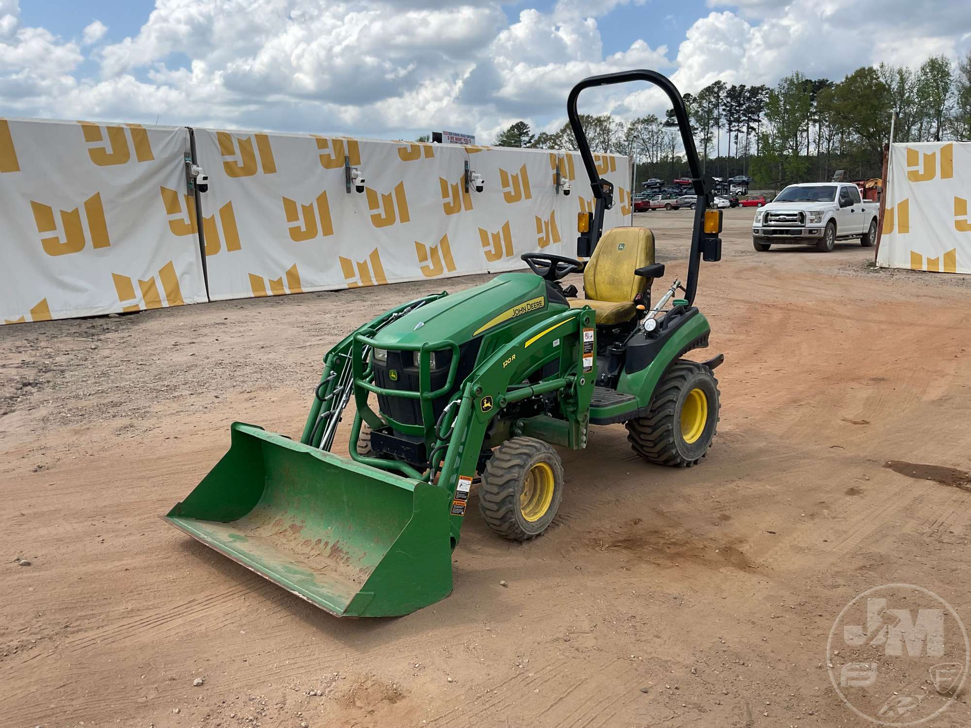 Photo of a 2022 John Deere 1025R