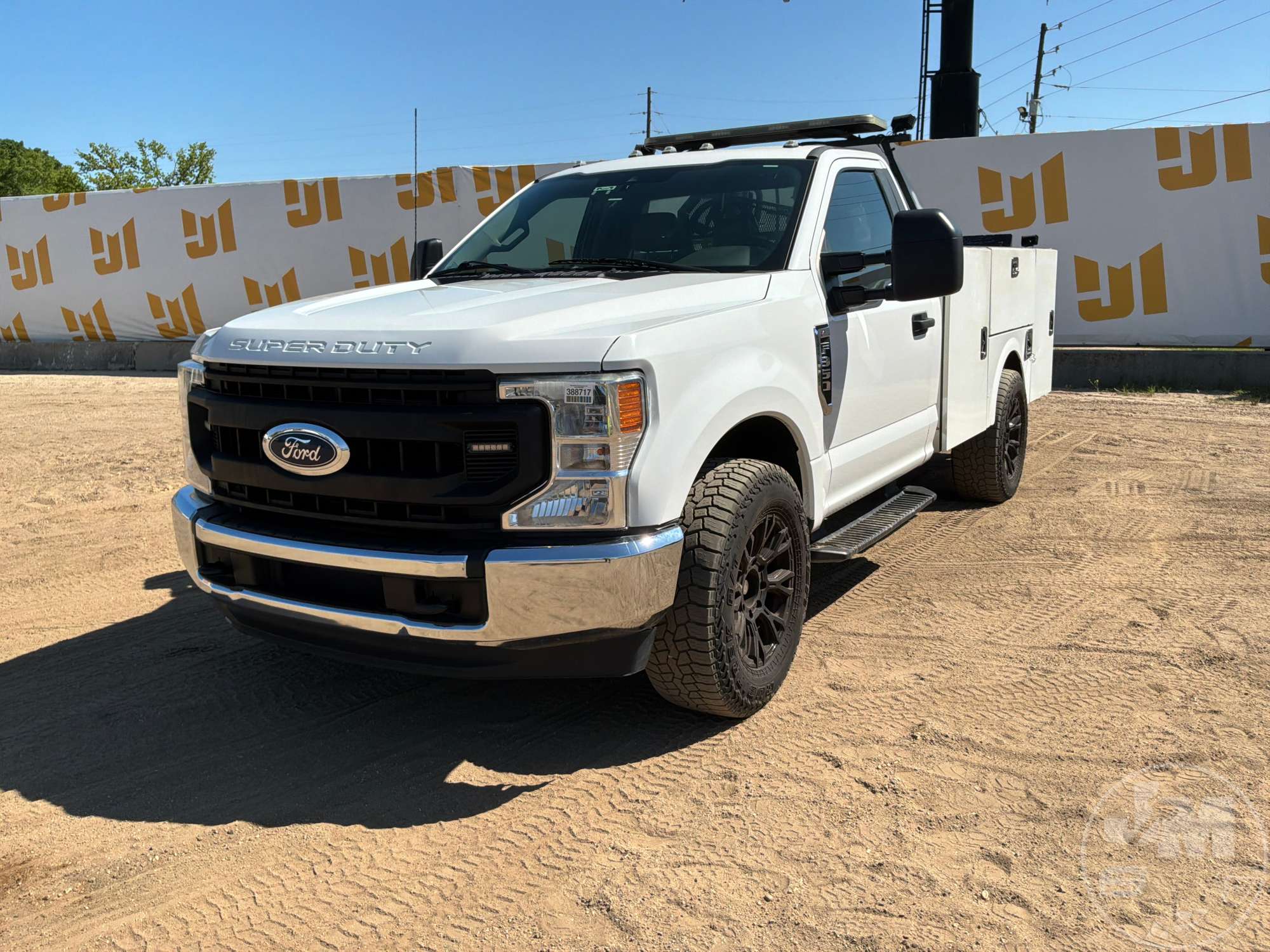 Photo of a 2021 Ford F-350 XL