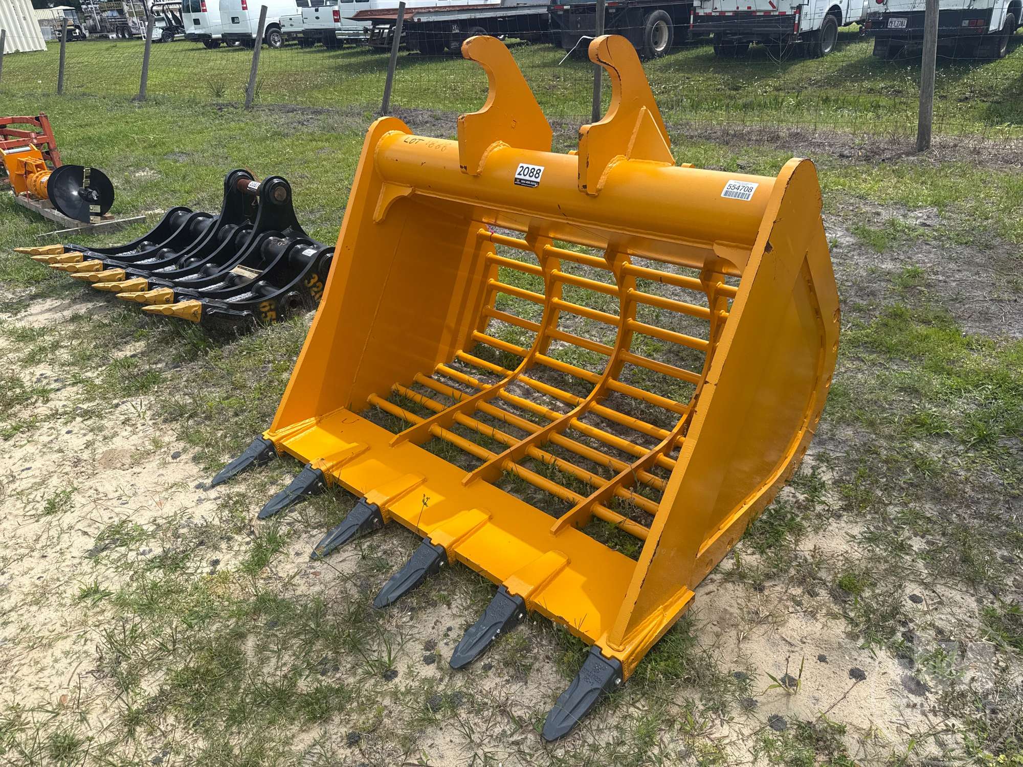 Photo of a  Handy HB320