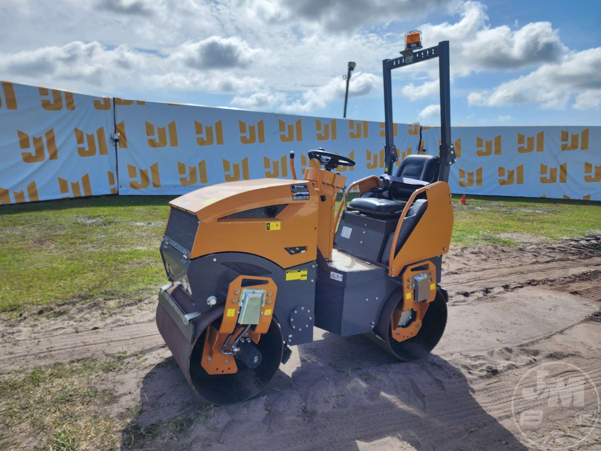 Photo of a 2025 Storike ST1200