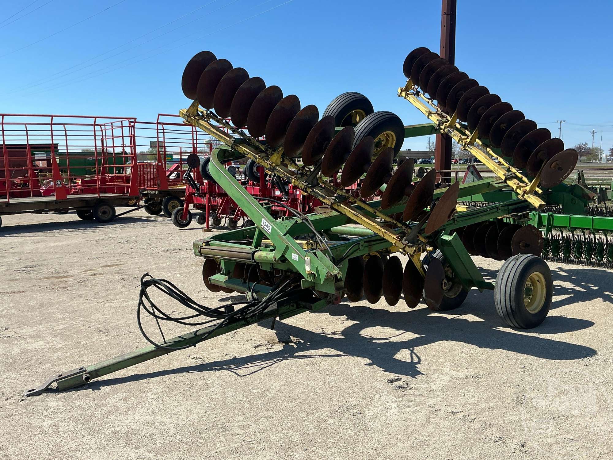 Photo of a  John Deere T0220 22â€™ TANDEM