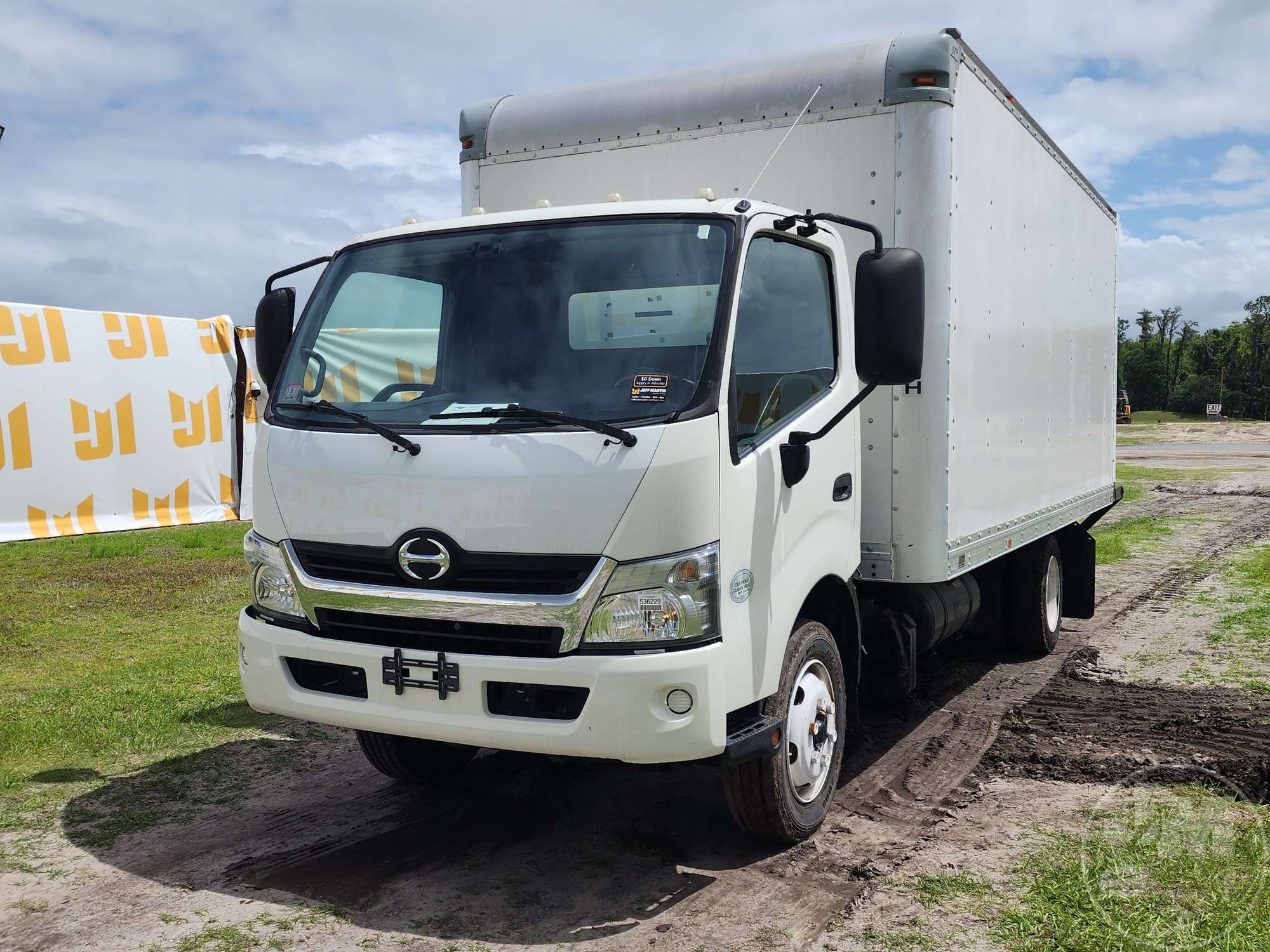 Photo of a 2017 Hino 195