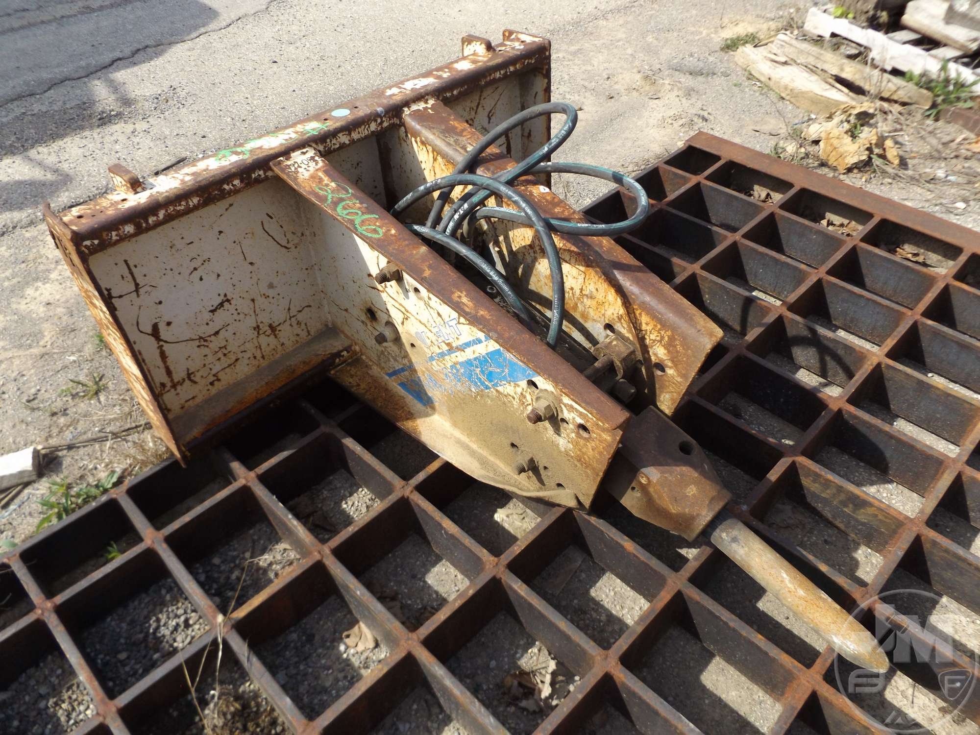 Photo of a  Kent SSL HAMMER
