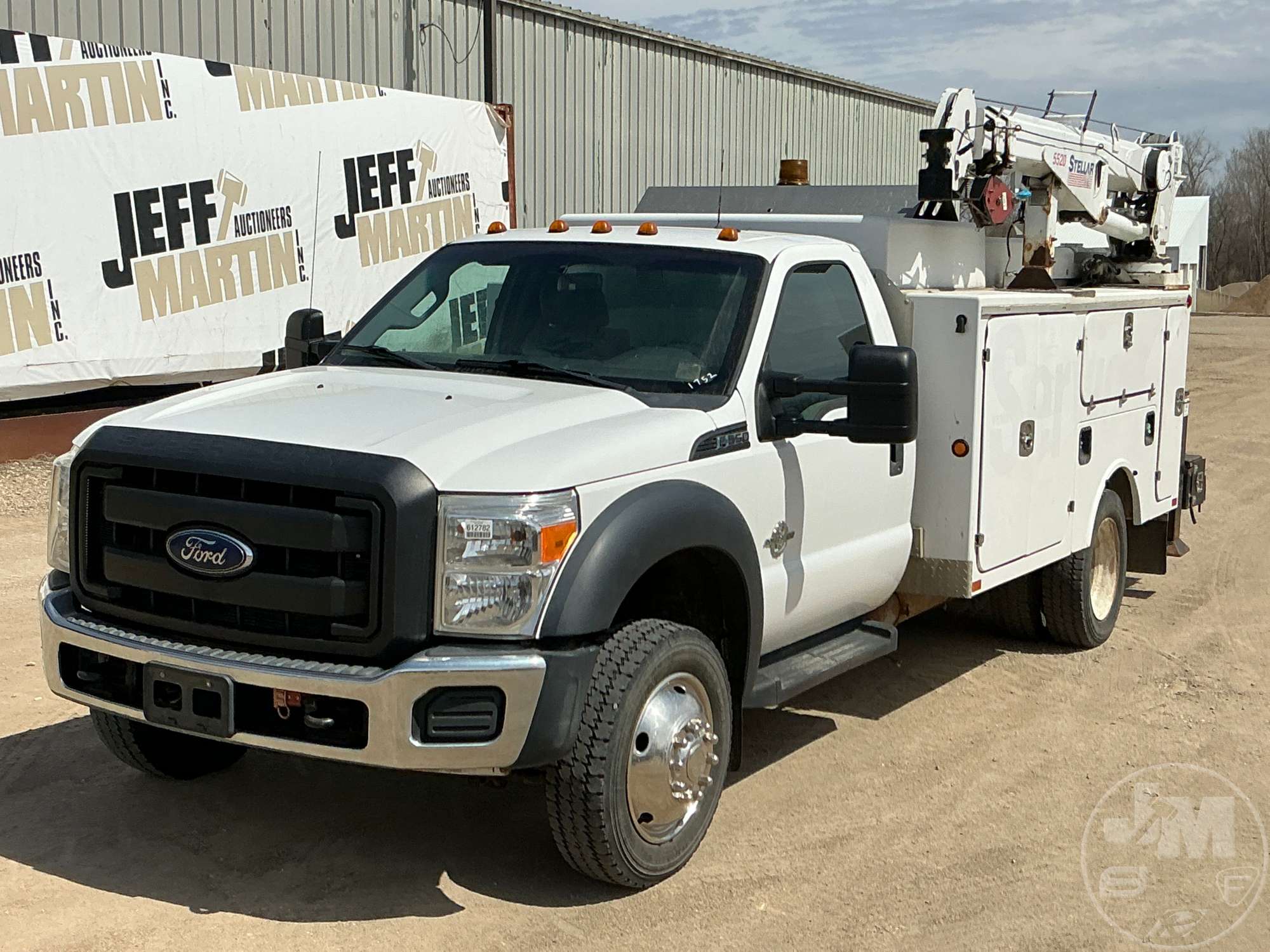 Photo of a 2015 Ford F-550