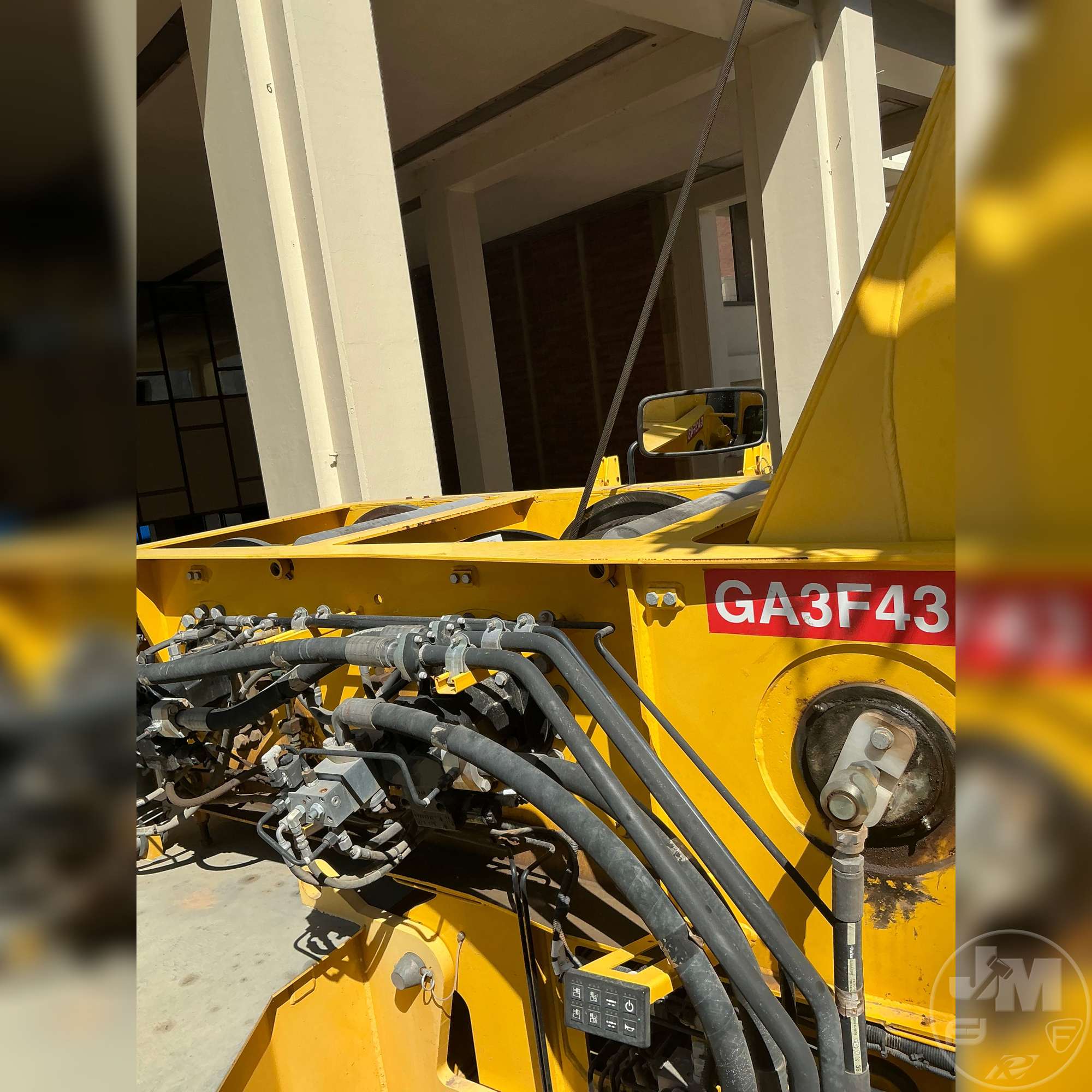2017 Grove GRT8090